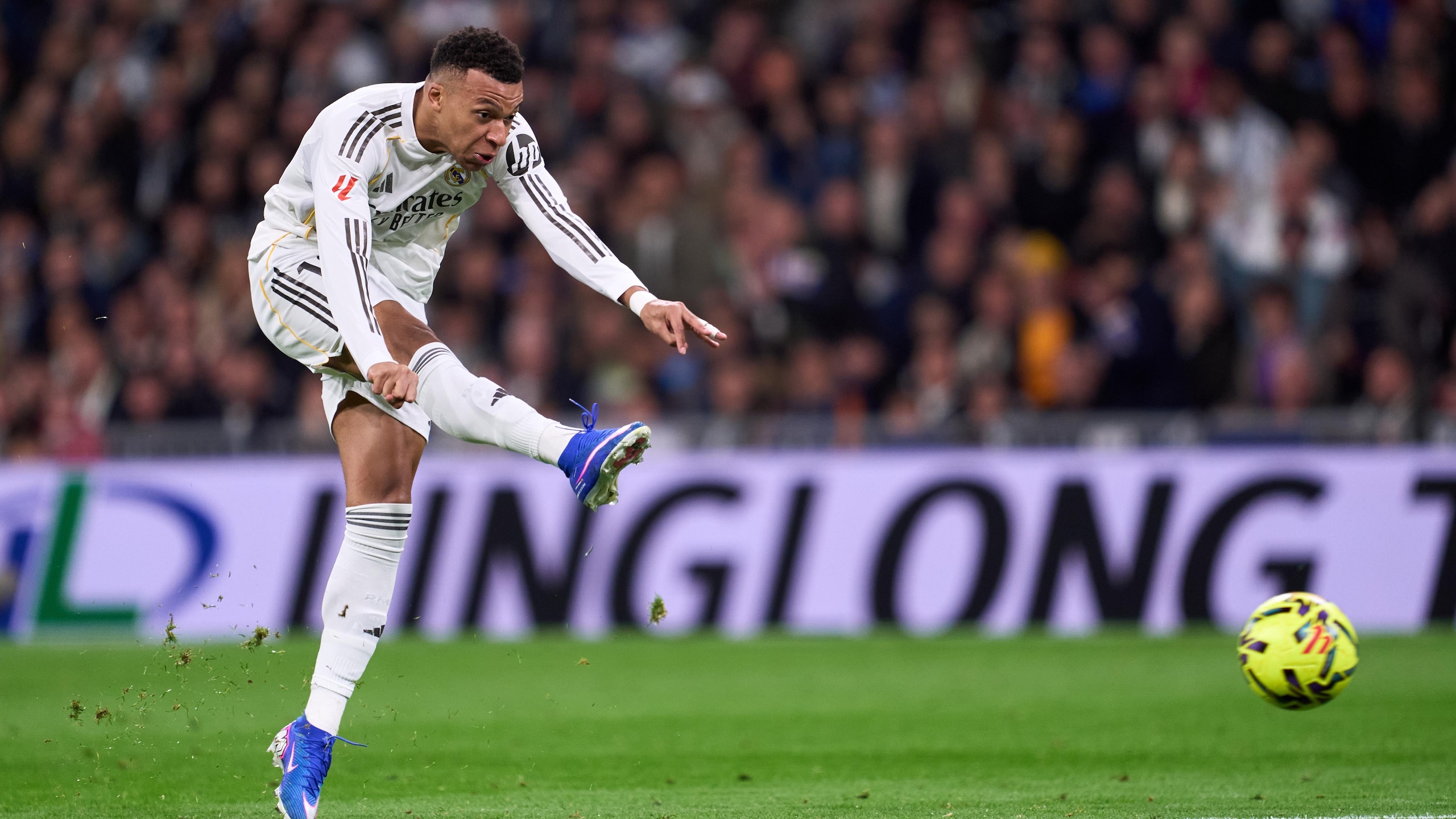 Real Madrid CF v Sevilla FC - LaLiga EA Sports