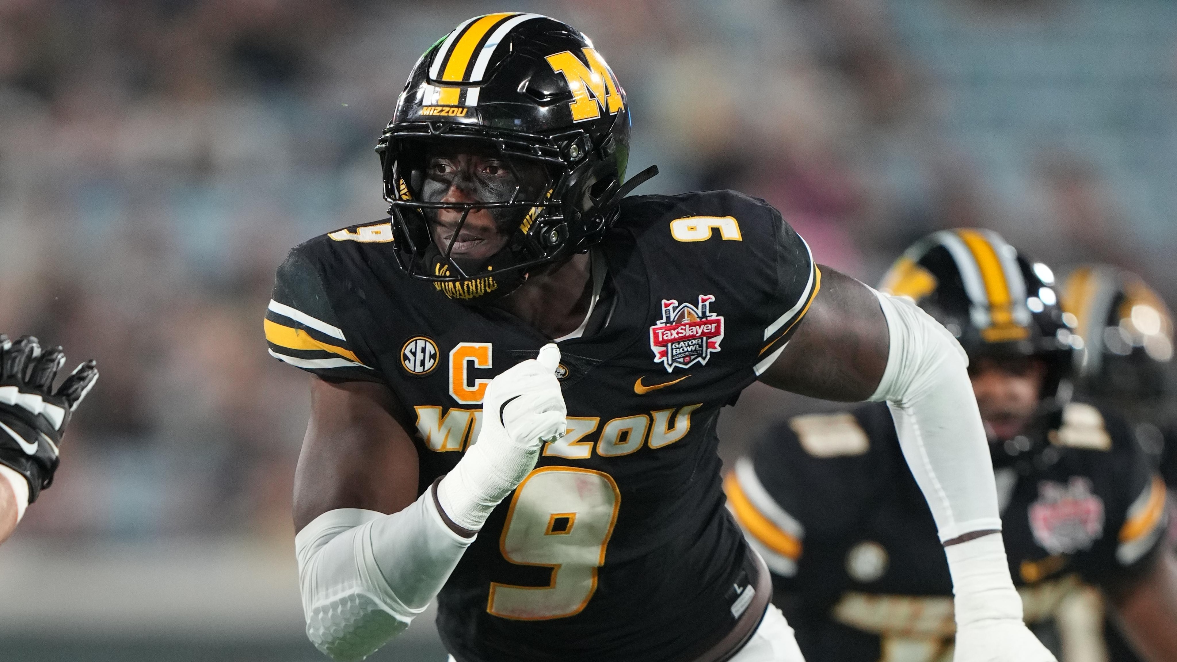 COLLEGE FOOTBALL: DEC 27 TaxSlayer Gator Bowl Virginia vs Missouri COLLEGE FOOTBALL: DEC 27 TaxSlayer Gator Bowl Virginia vs Missouri