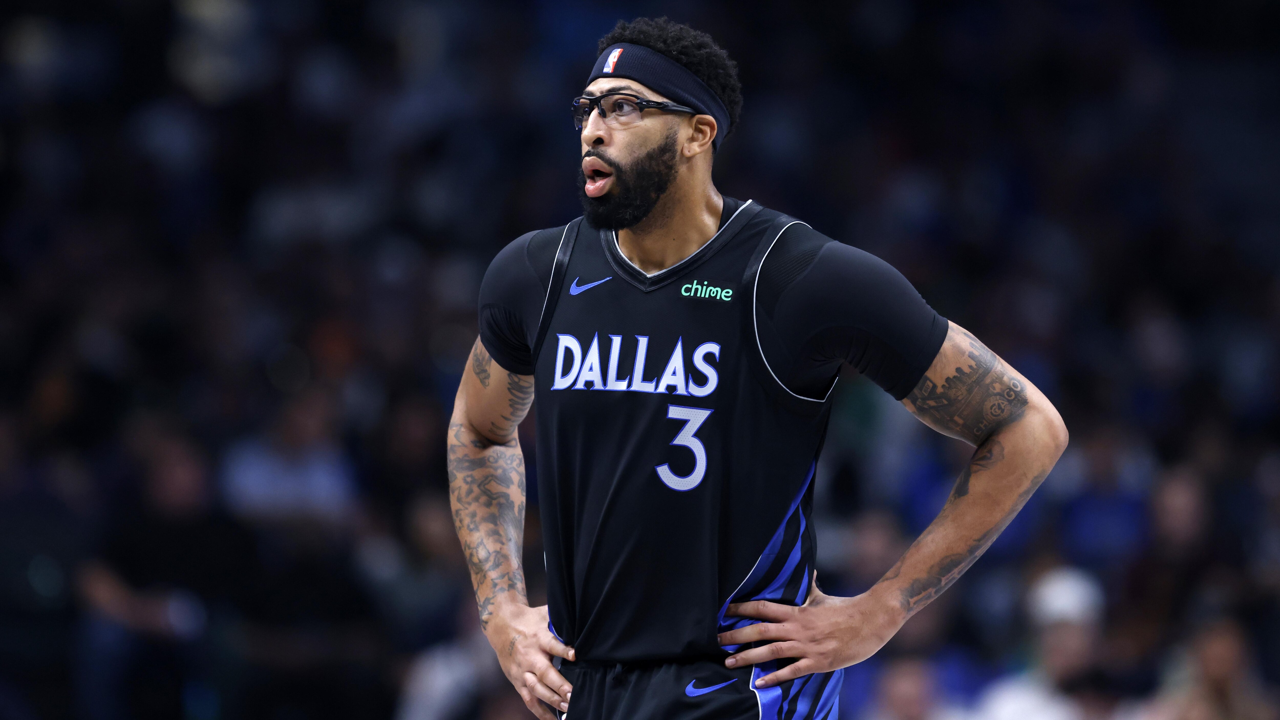 Denver Nuggets v Dallas Mavericks