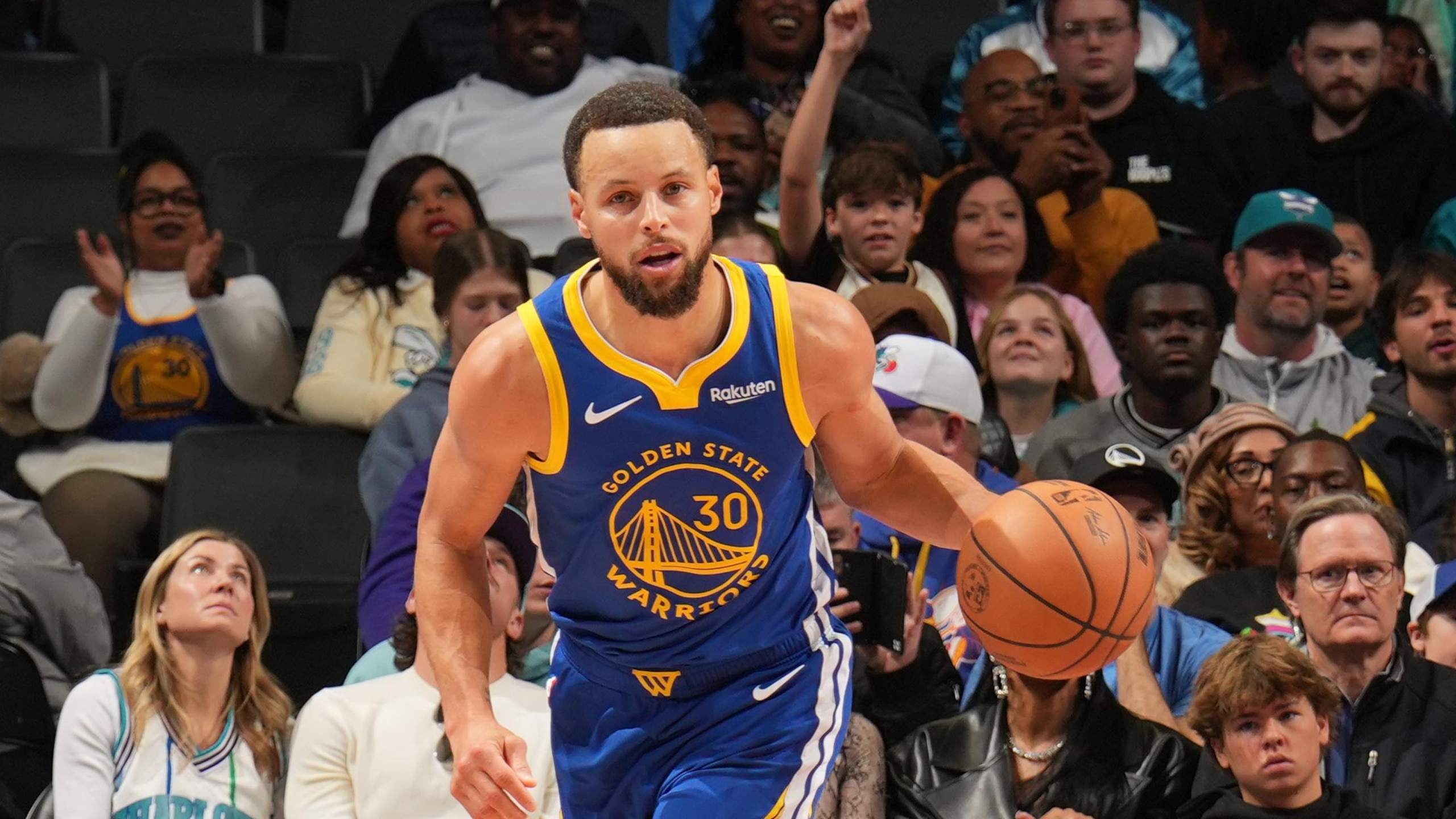 Golden State Warriors v Charlotte Hornets