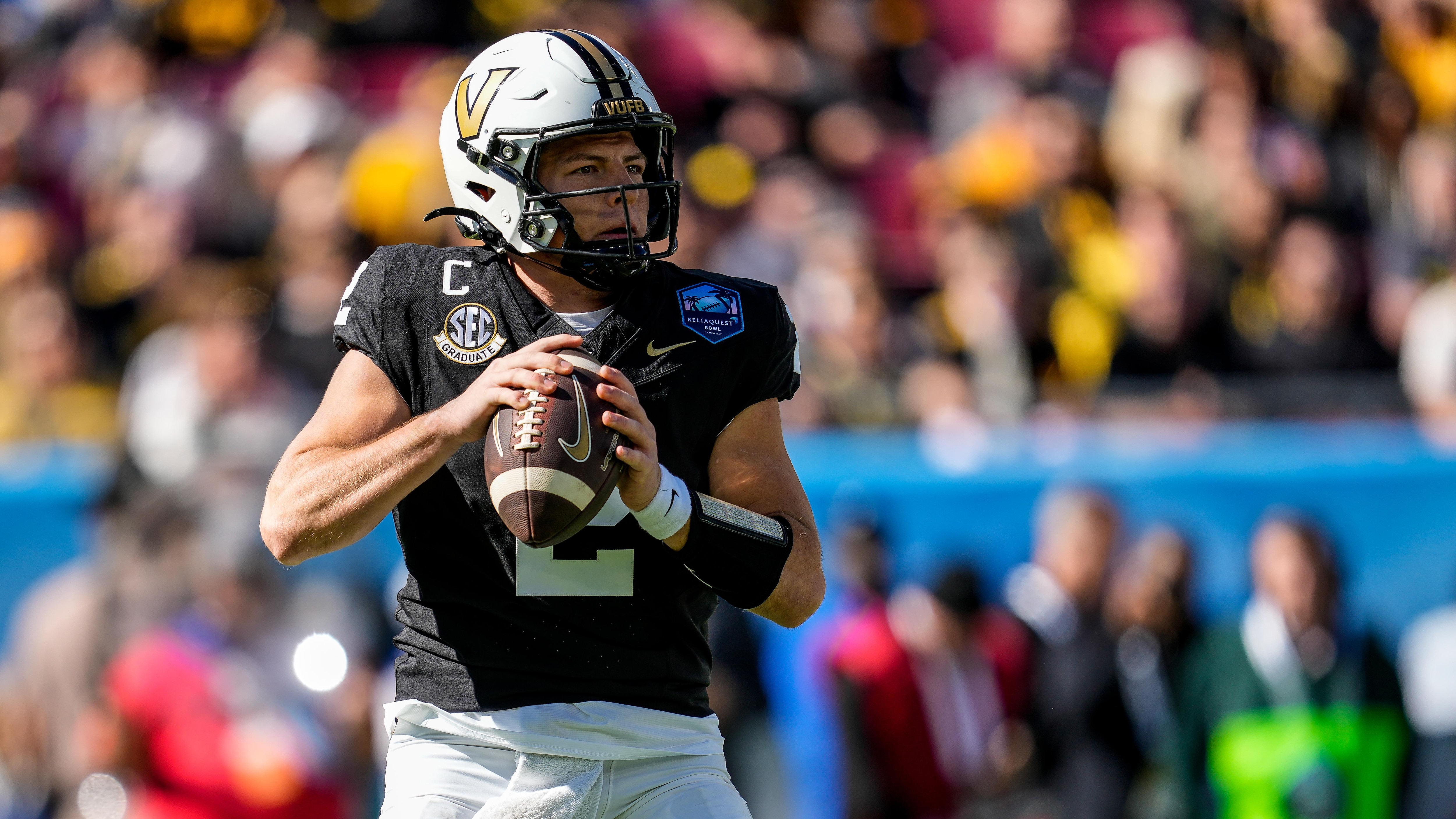COLLEGE FOOTBALL: DEC 31 ReliaQuest Bowl Iowa vs Vanderbilt