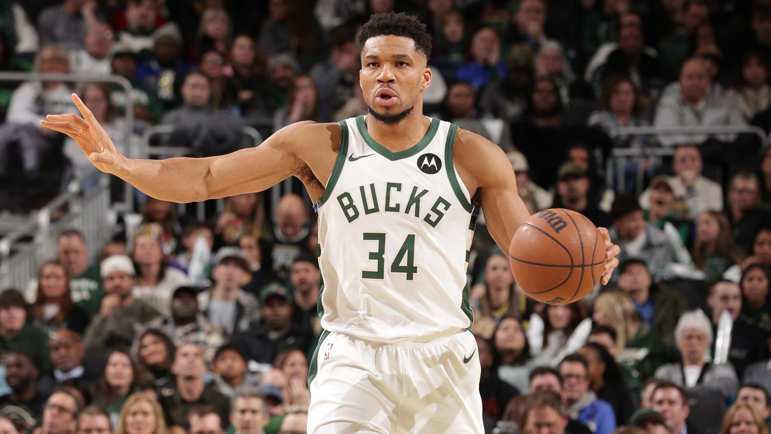 Washington Wizards v Milwaukee Bucks