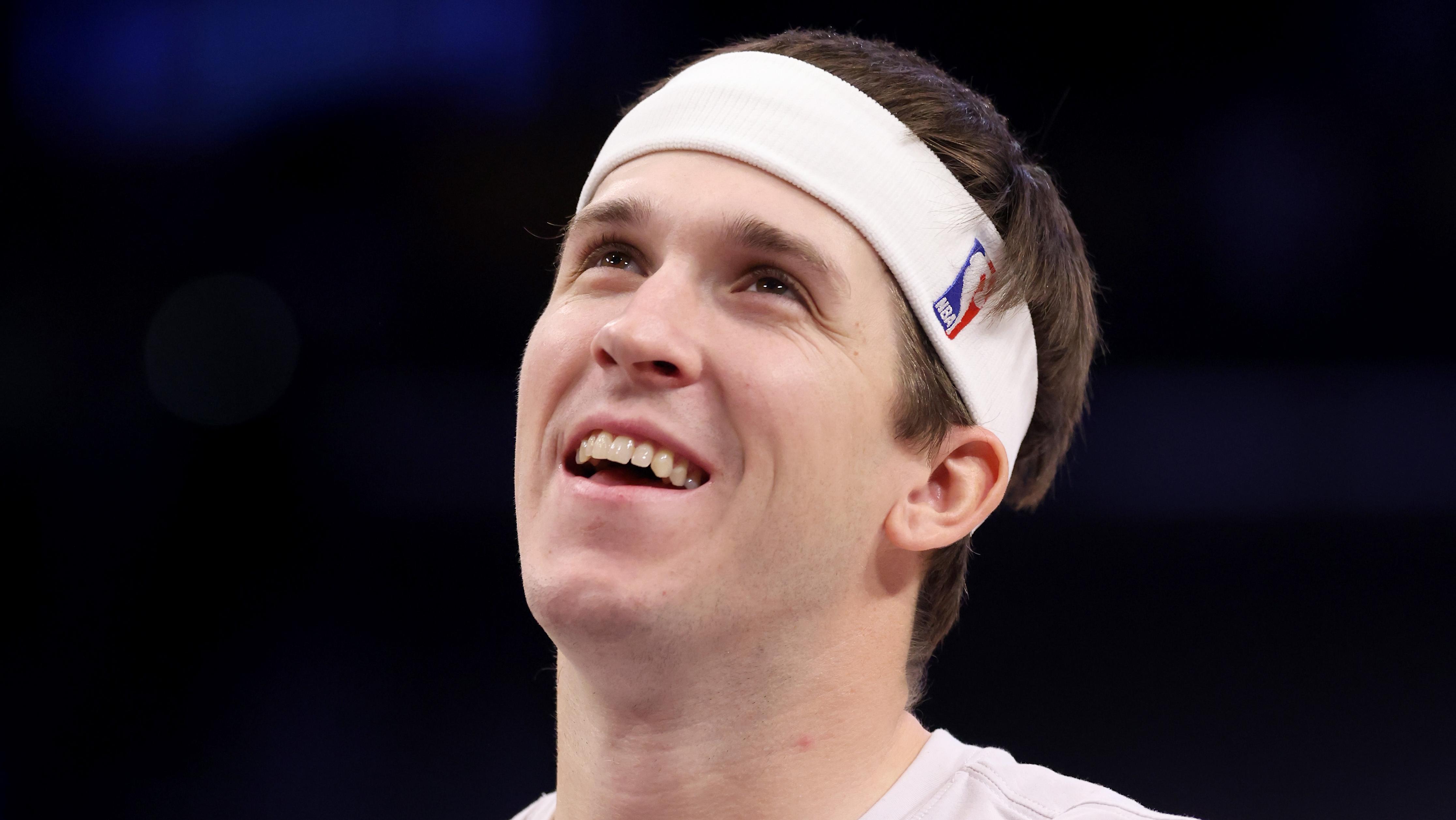 Houston Rockets v Los Angeles Lakers