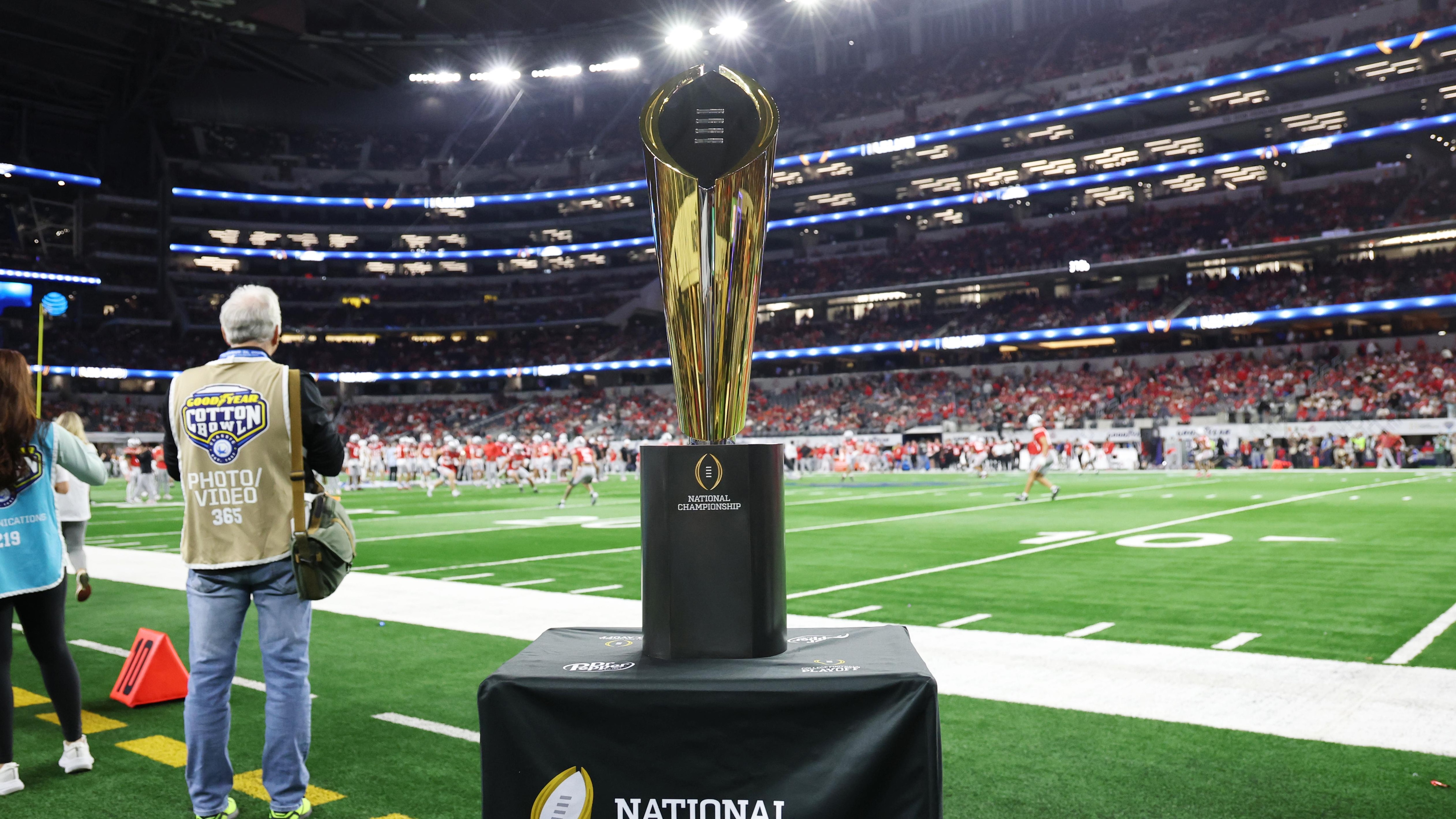 College Football Playoff Quarterfinal - Goodyear Cotton Bowl Classic: Miami v Ohio State