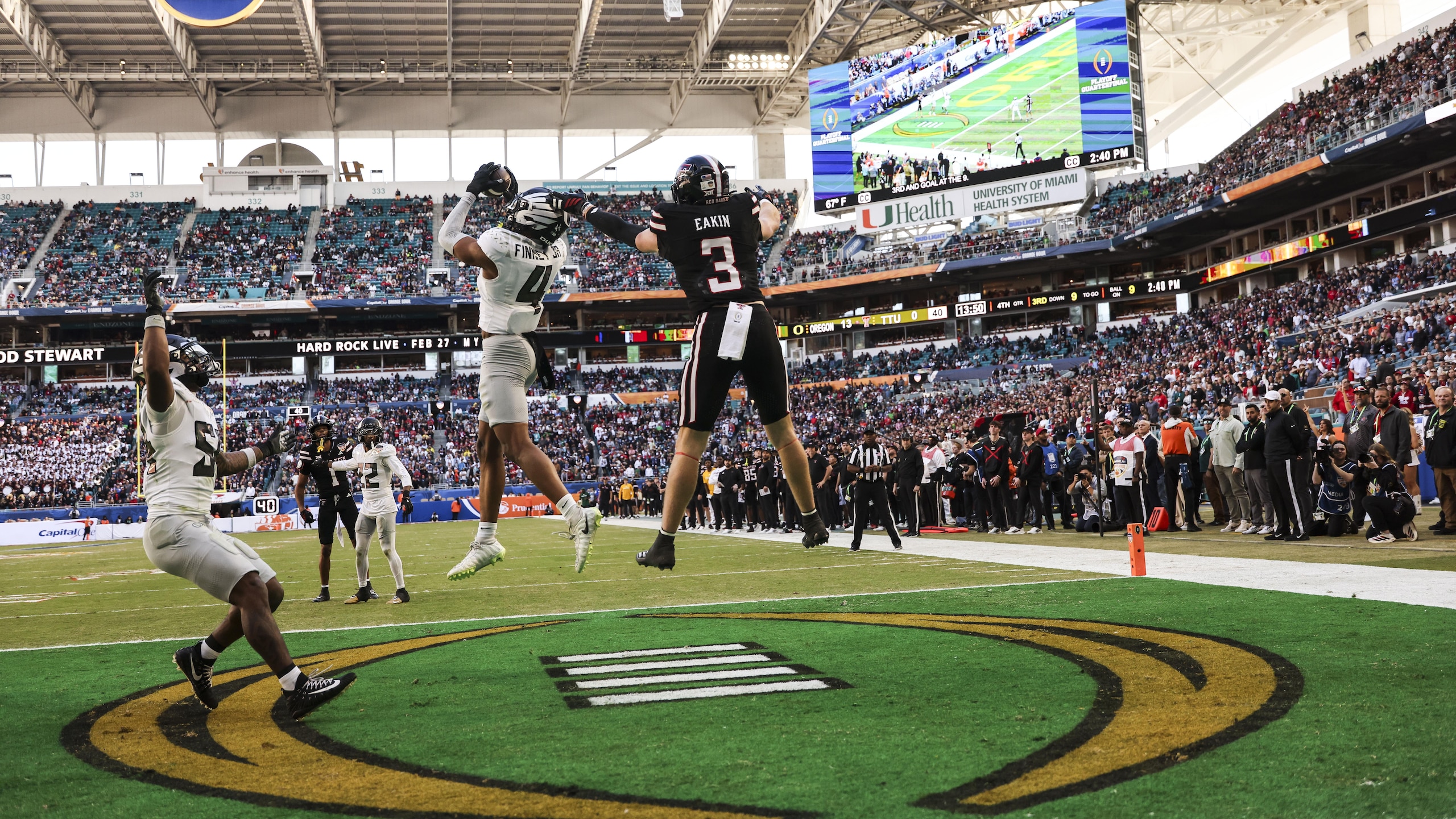 College Football Playoff Quarterfinal - Capital One Orange Bowl: Oregon v Texas Tech