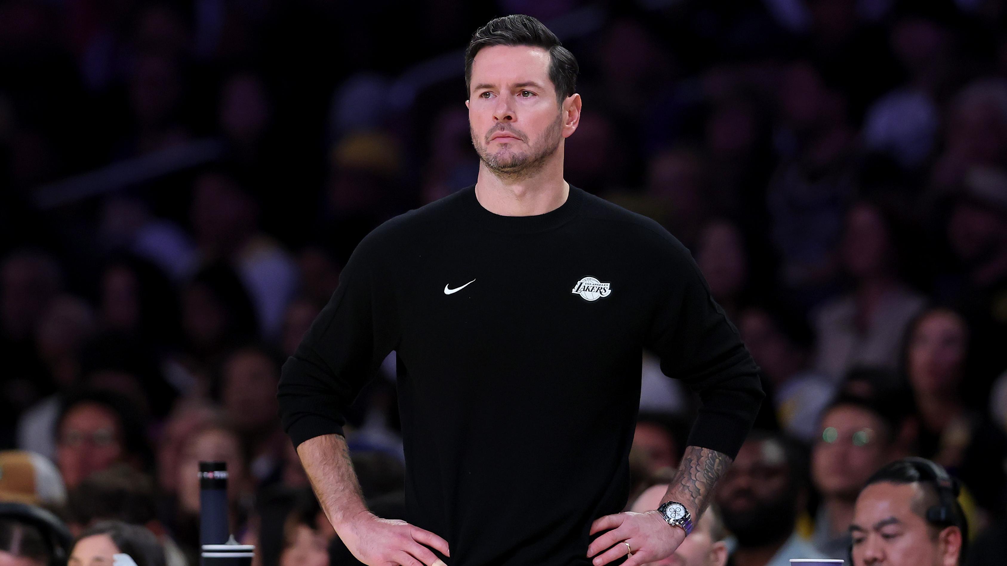 Sacramento Kings v Los Angeles Lakers