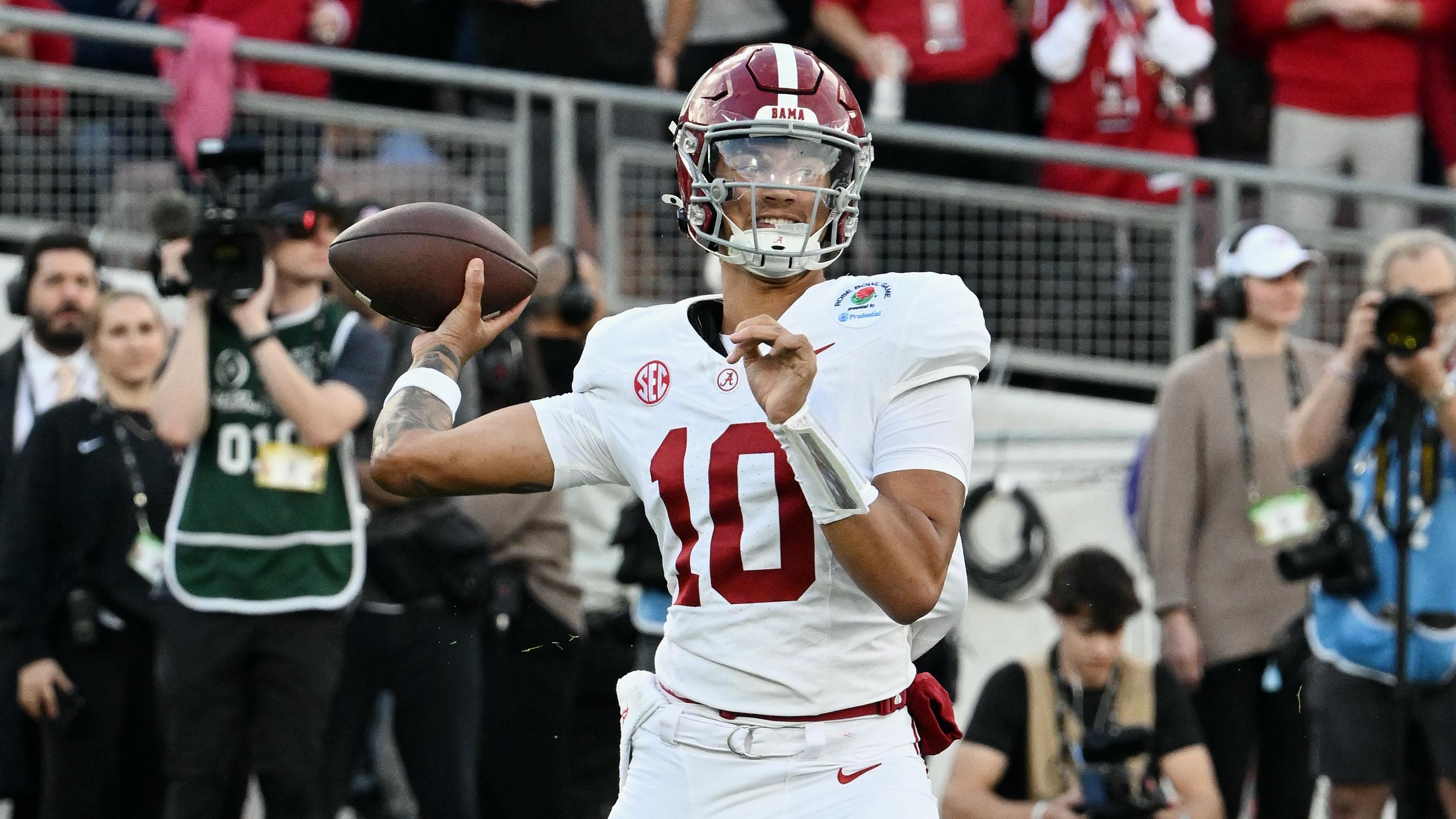 COLLEGE FOOTBALL: JAN 01 College Football Playoff Quarterfinal at the Rose Bowl Presented by Prudential Alabama vs Indiana