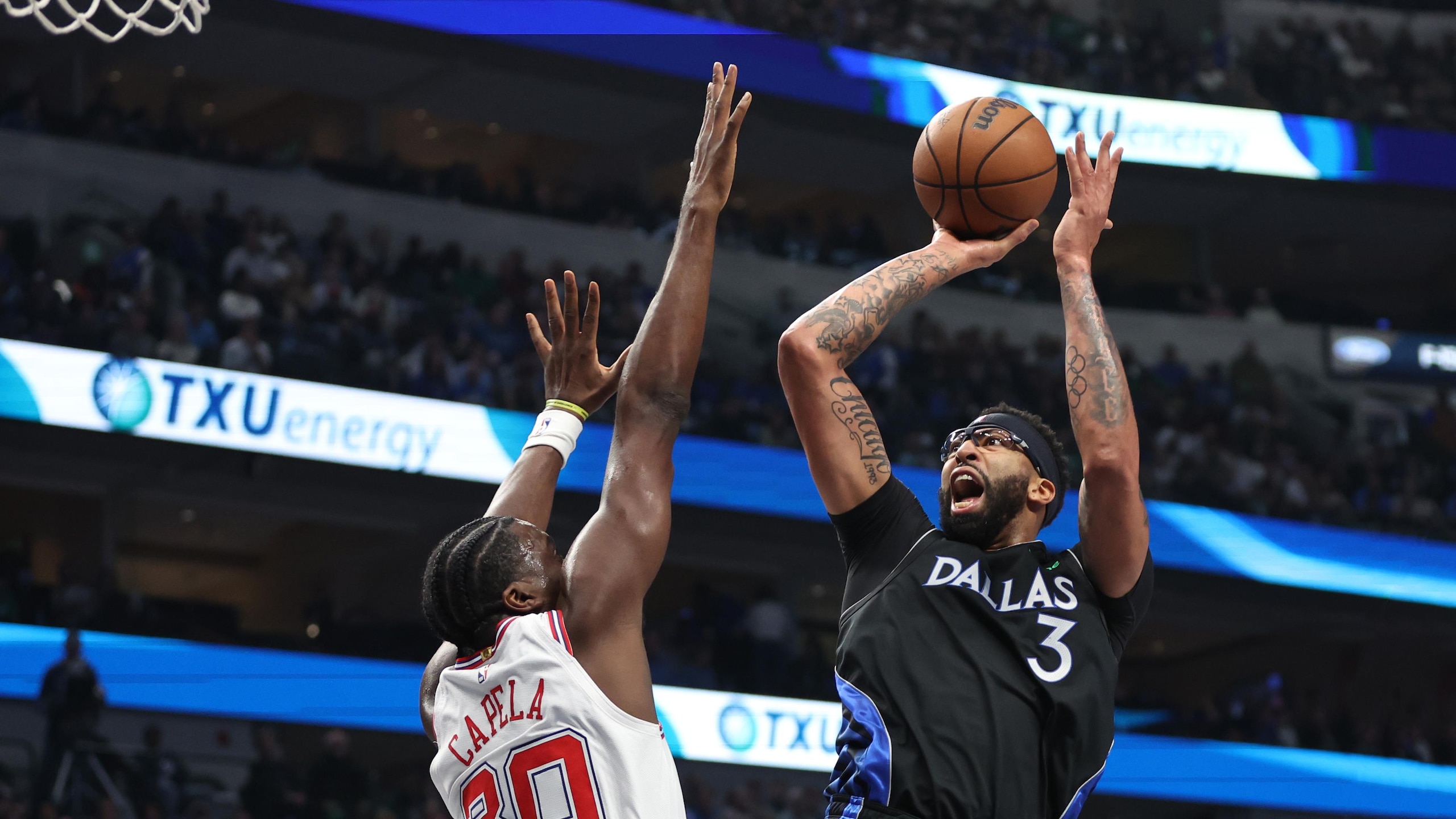Houston Rockets v Dallas Mavericks