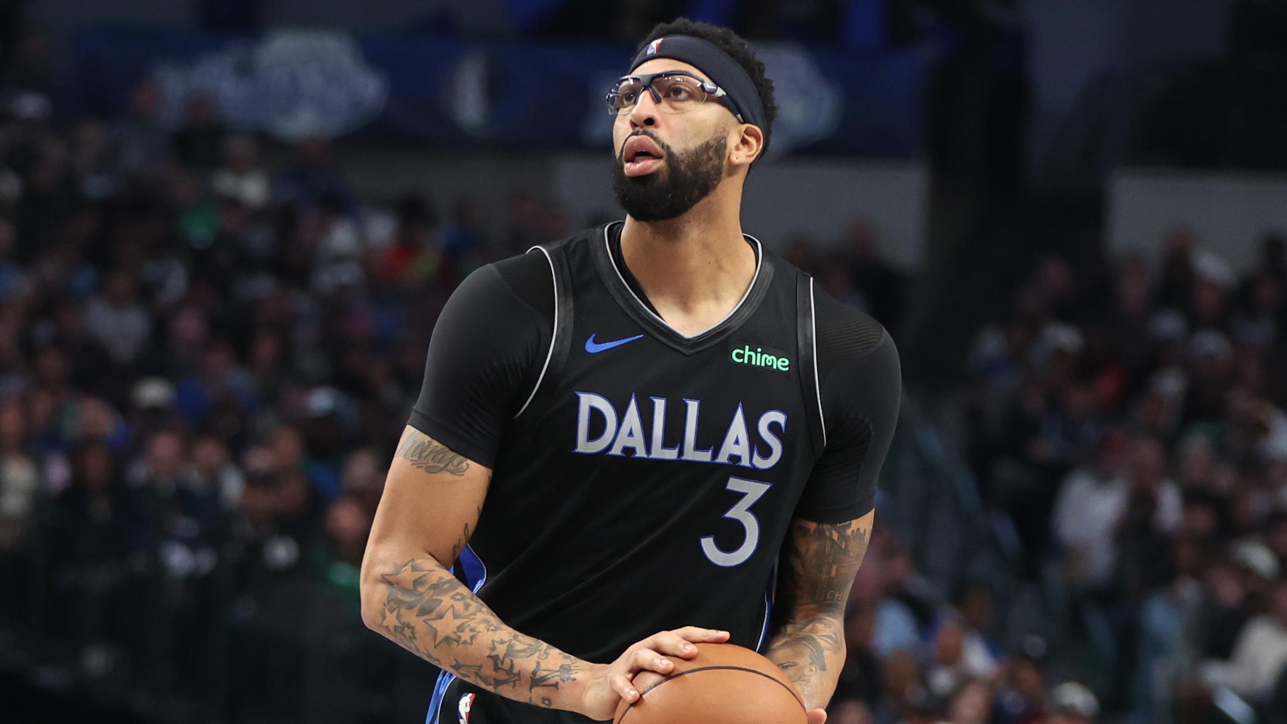 Houston Rockets v Dallas Mavericks