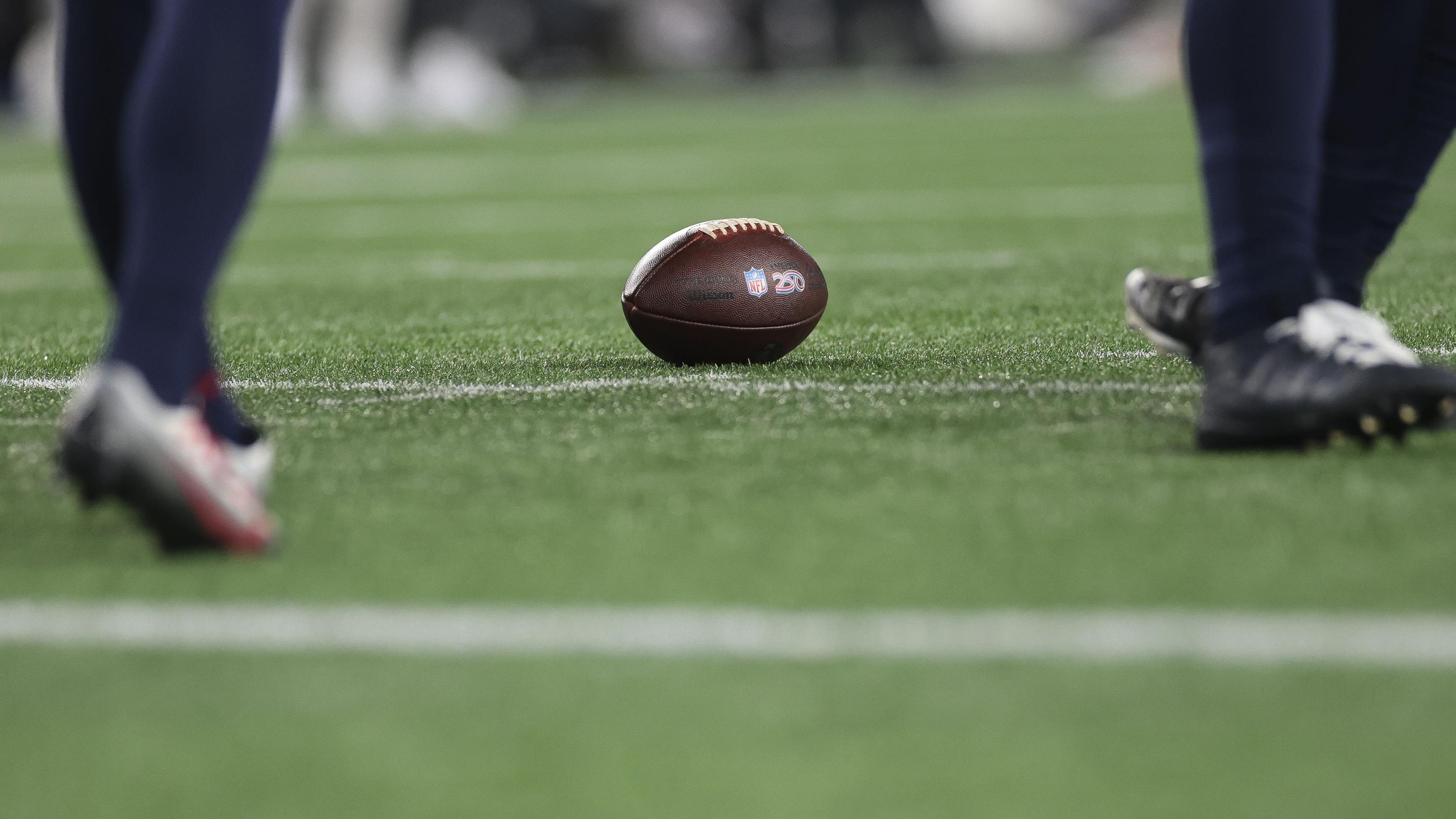 Miami Dolphins v New England Patriots - NFL 2025