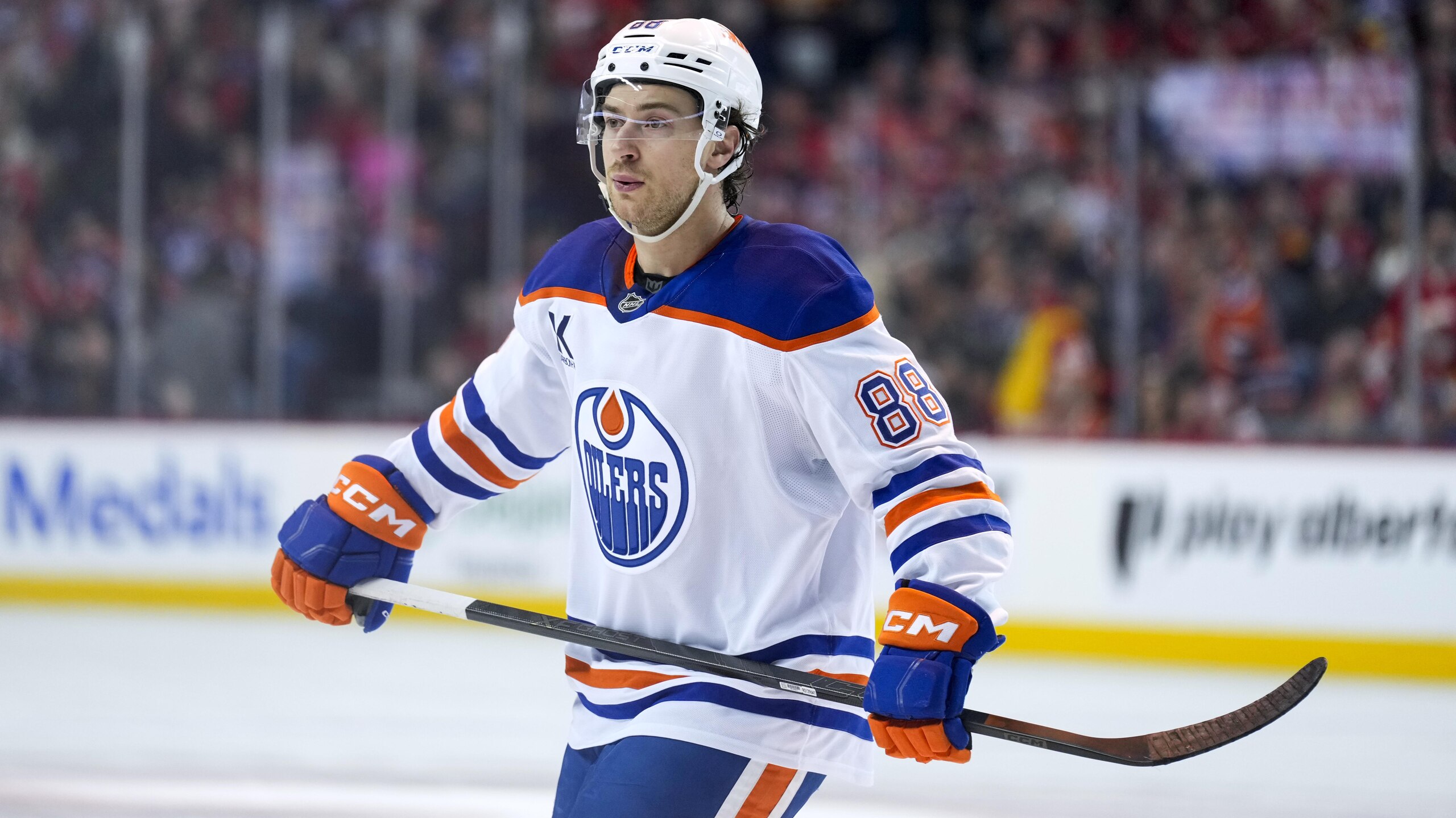 Edmonton Oilers v Calgary Flames Edmonton Oilers v Calgary Flames