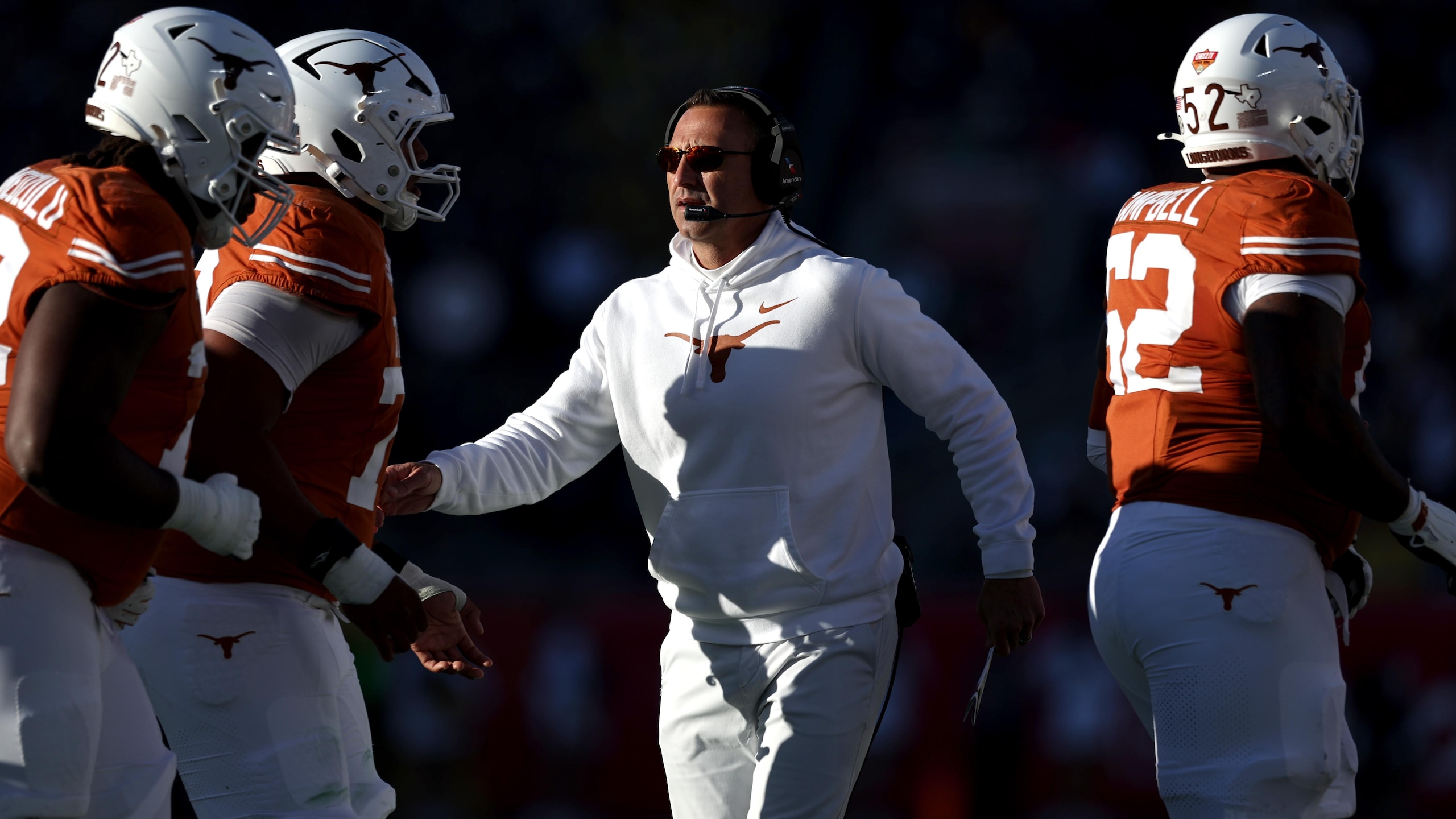 2025 Cheez-It Citrus Bowl - Texas v Michigan
