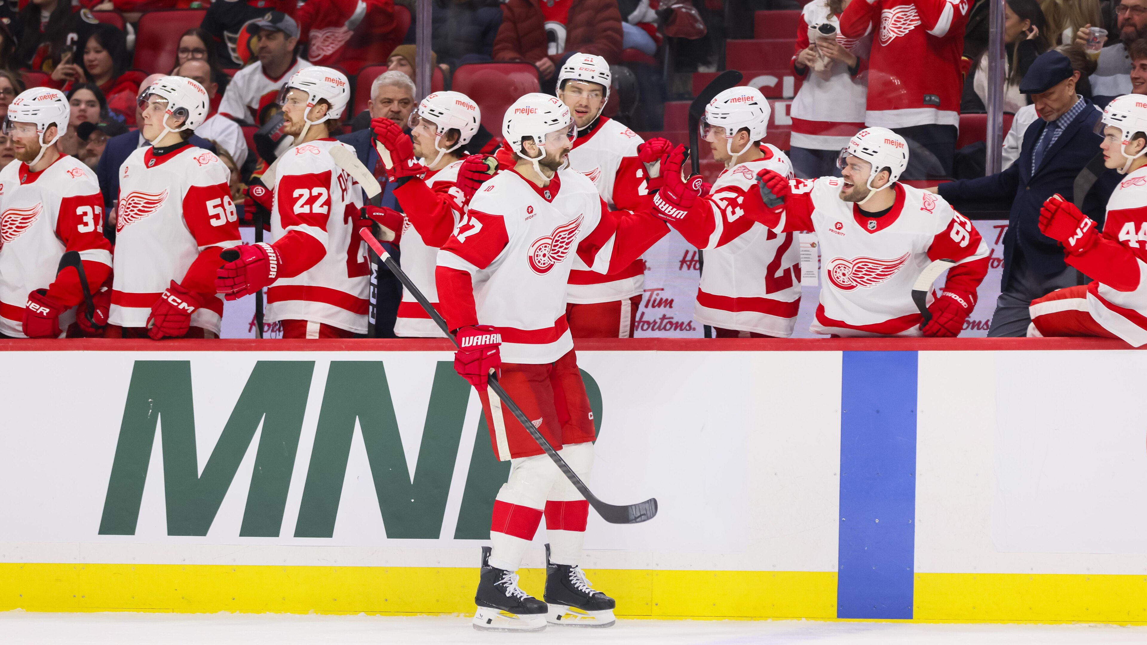 NHL: JAN 05 Red Wings at Senators NHL: JAN 05 Red Wings at Senators