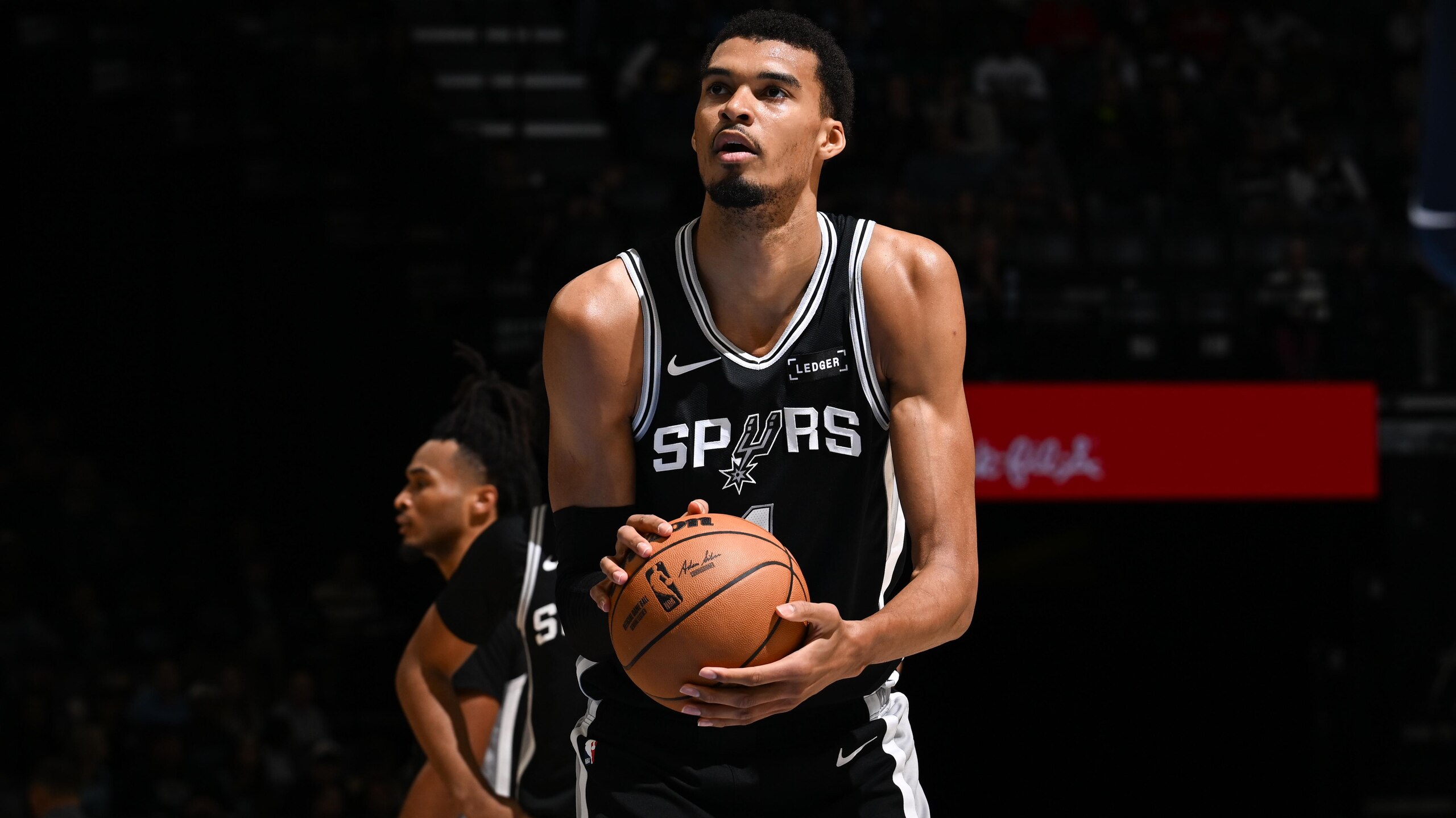 San Antonio Spurs v Memphis Grizzlies