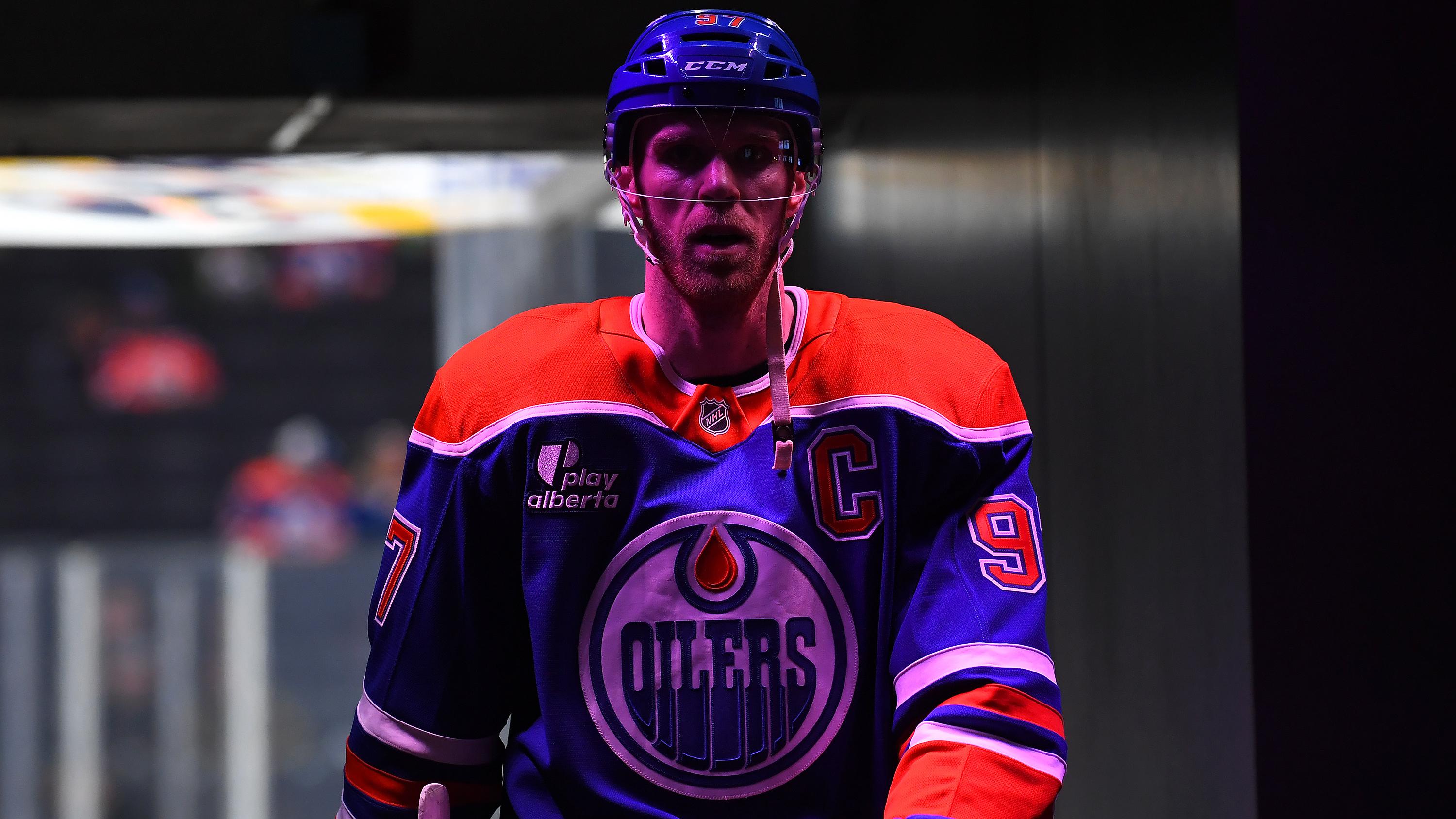 Nashville Predators v Edmonton Oilers