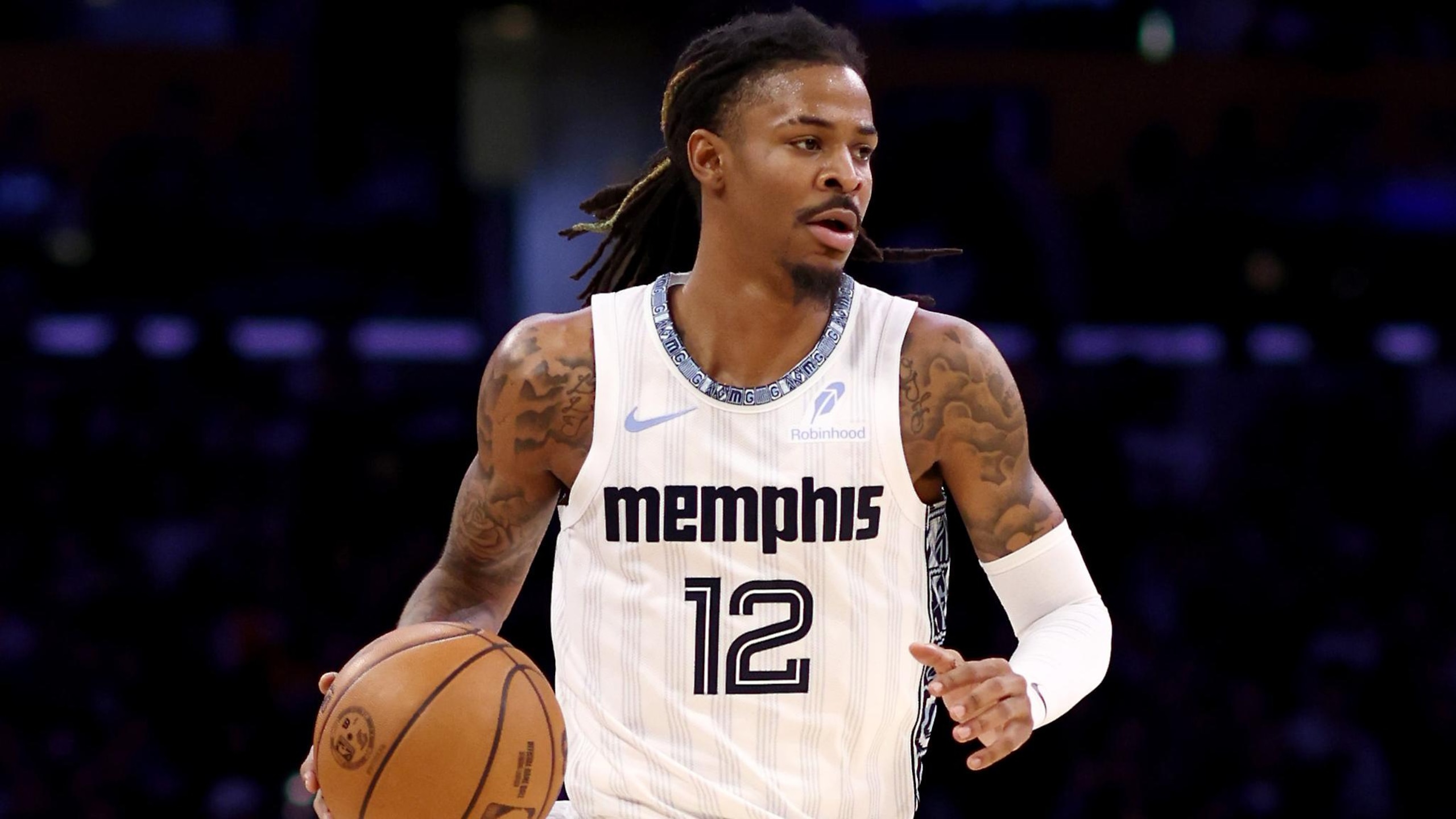 Memphis Grizzlies v Los Angeles Lakers