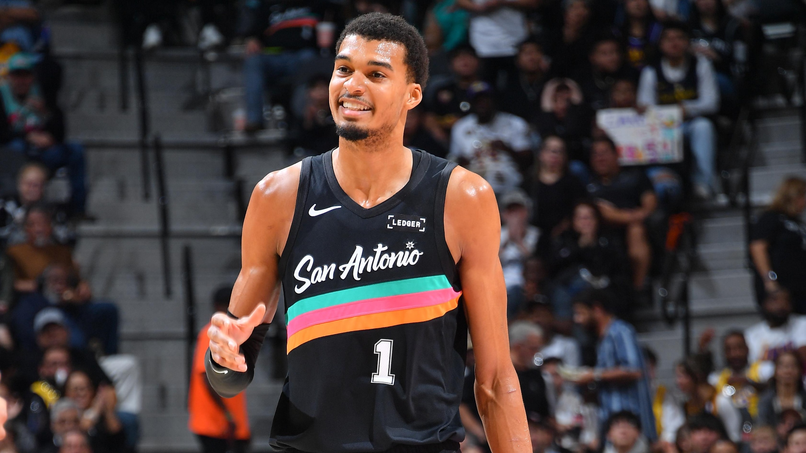 Los Angeles Lakers v San Antonio Spurs