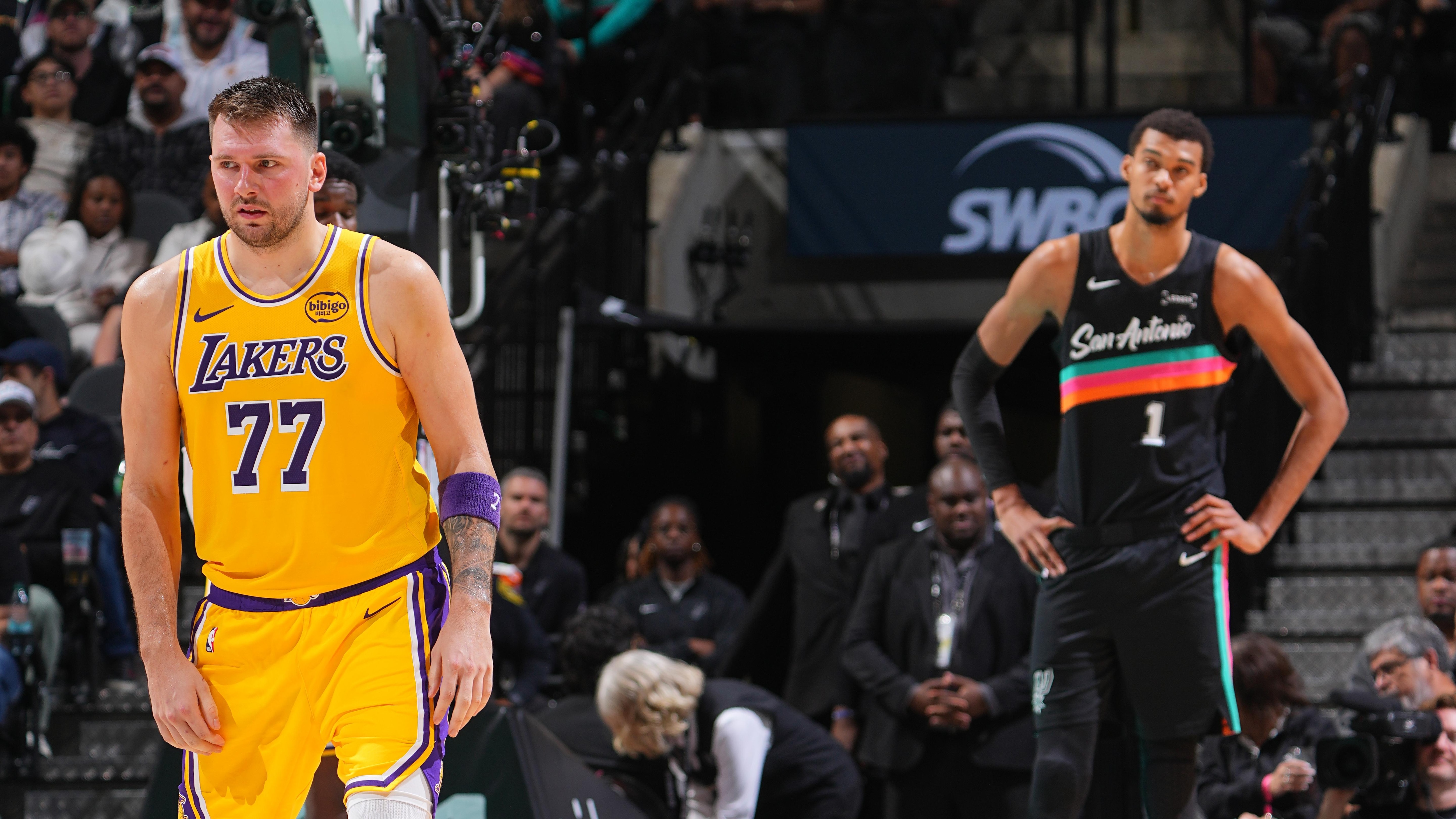 Los Angeles Lakers v San Antonio Spurs