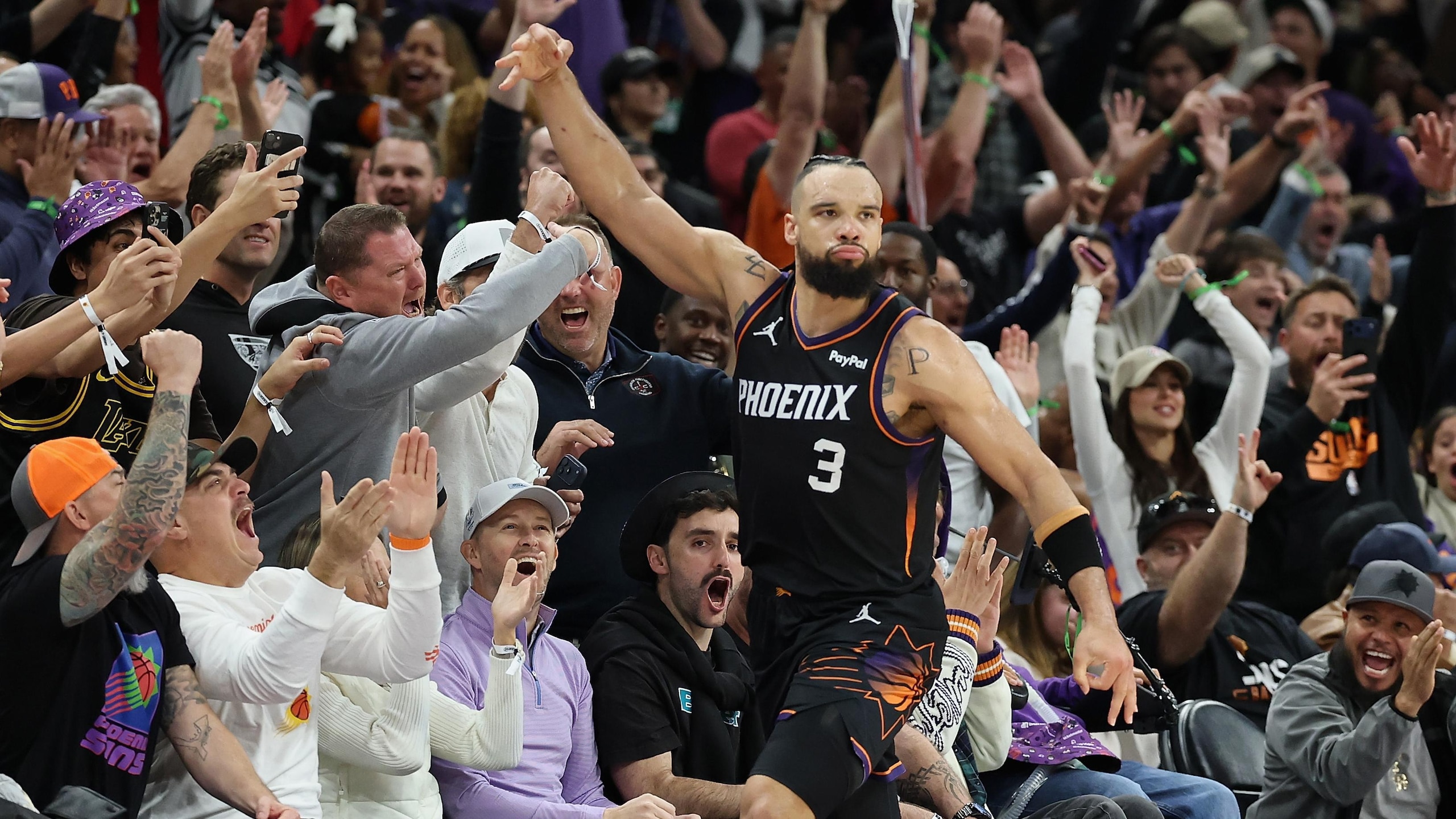 Oklahoma City Thunder v Phoenix Suns