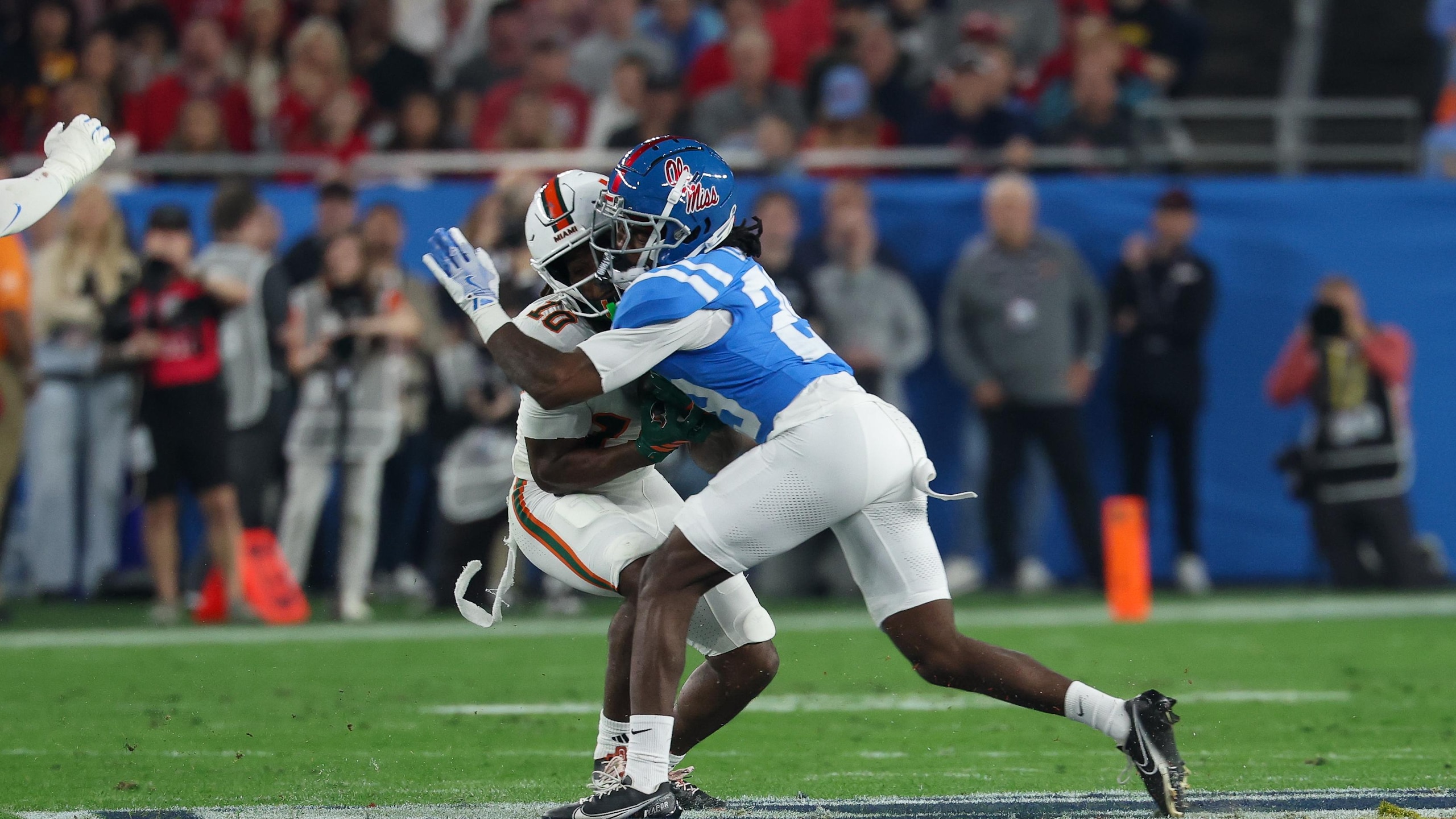 COLLEGE FOOTBALL: JAN 08 College Football Playoff Semifinal at the Vrbo Fiesta Bowl Miami vs Ole Miss