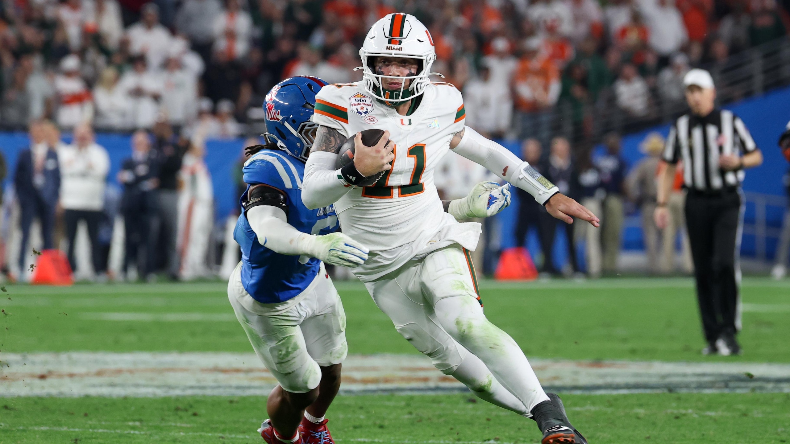 COLLEGE FOOTBALL: JAN 08 College Football Playoff Semifinal at the Vrbo Fiesta Bowl Miami vs Ole Miss