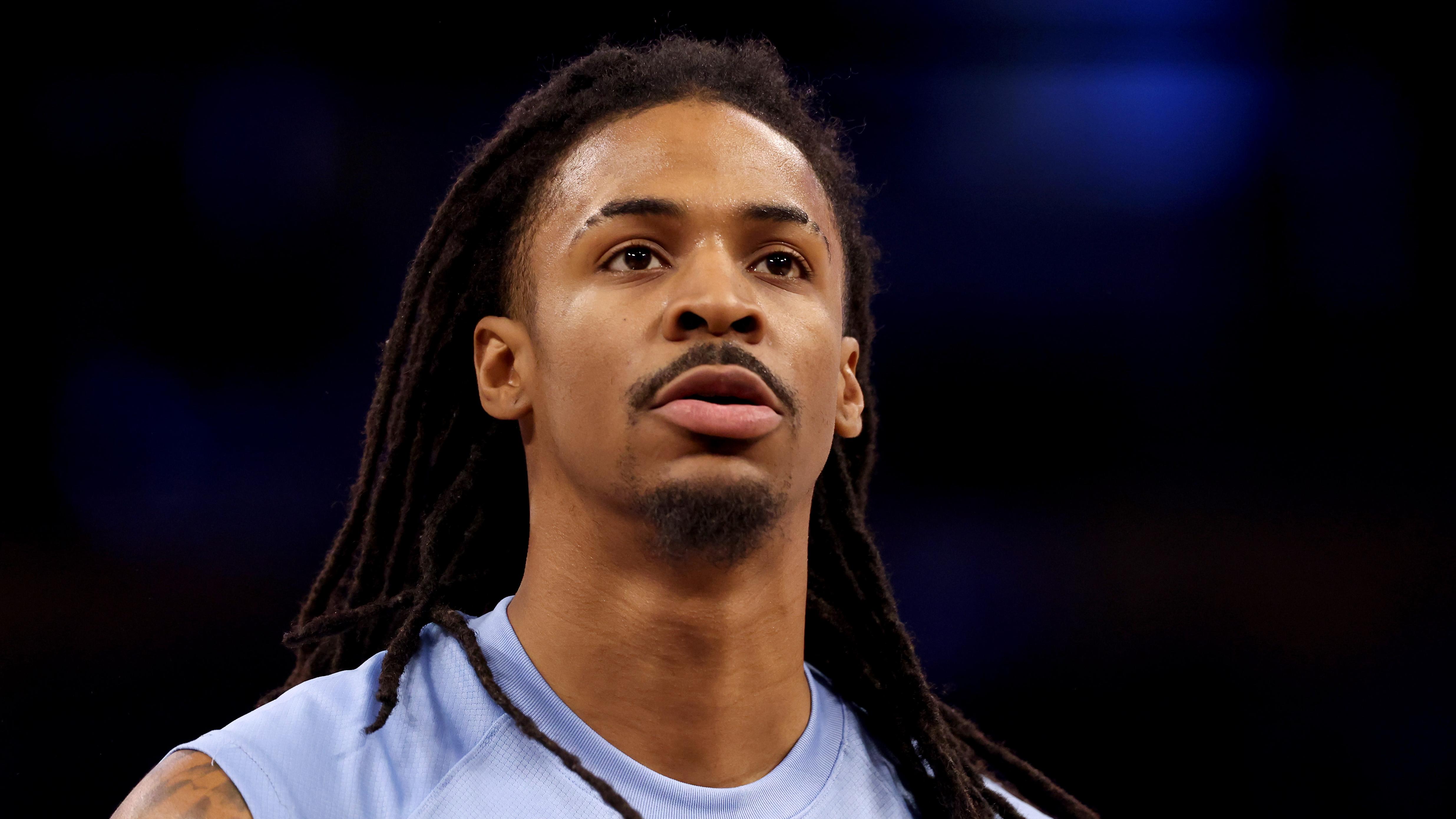 Memphis Grizzlies v Los Angeles Lakers