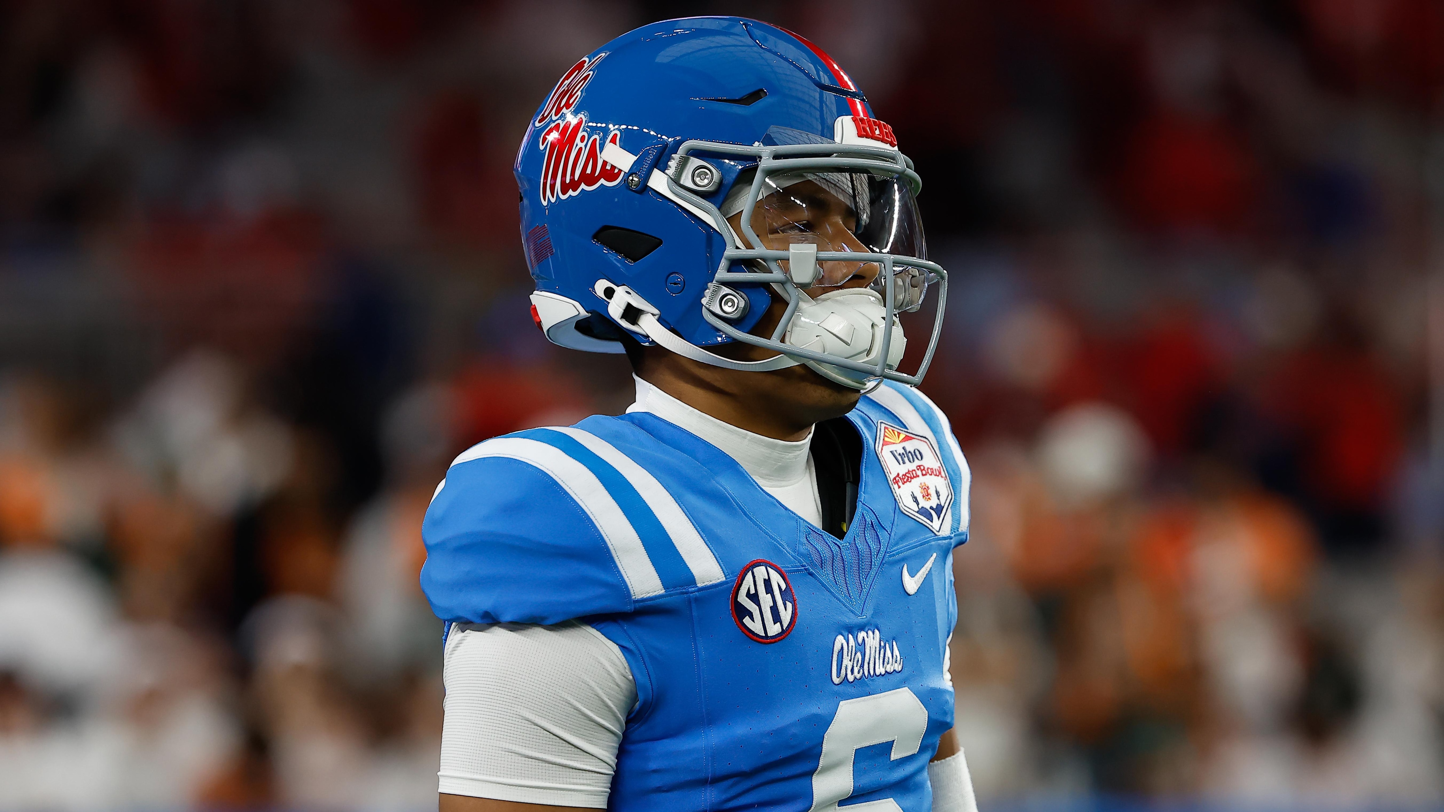 COLLEGE FOOTBALL: JAN 08 College Football Playoff Semifinal at the Vrbo Fiesta Bowl Miami vs Ole Miss