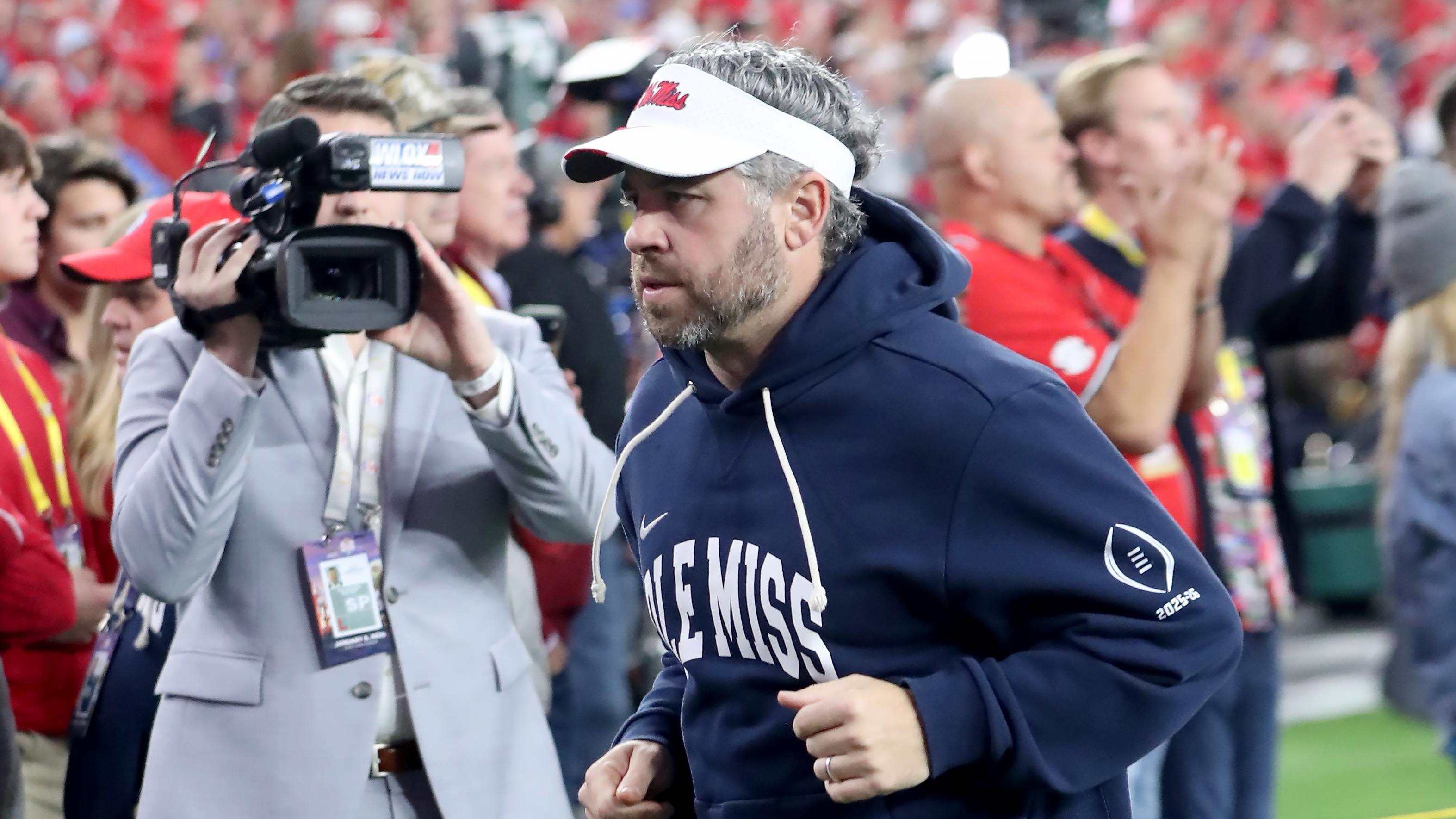 COLLEGE FOOTBALL: JAN 08 College Football Playoff Semifinal at the Vrbo Fiesta Bowl Miami vs Ole Miss