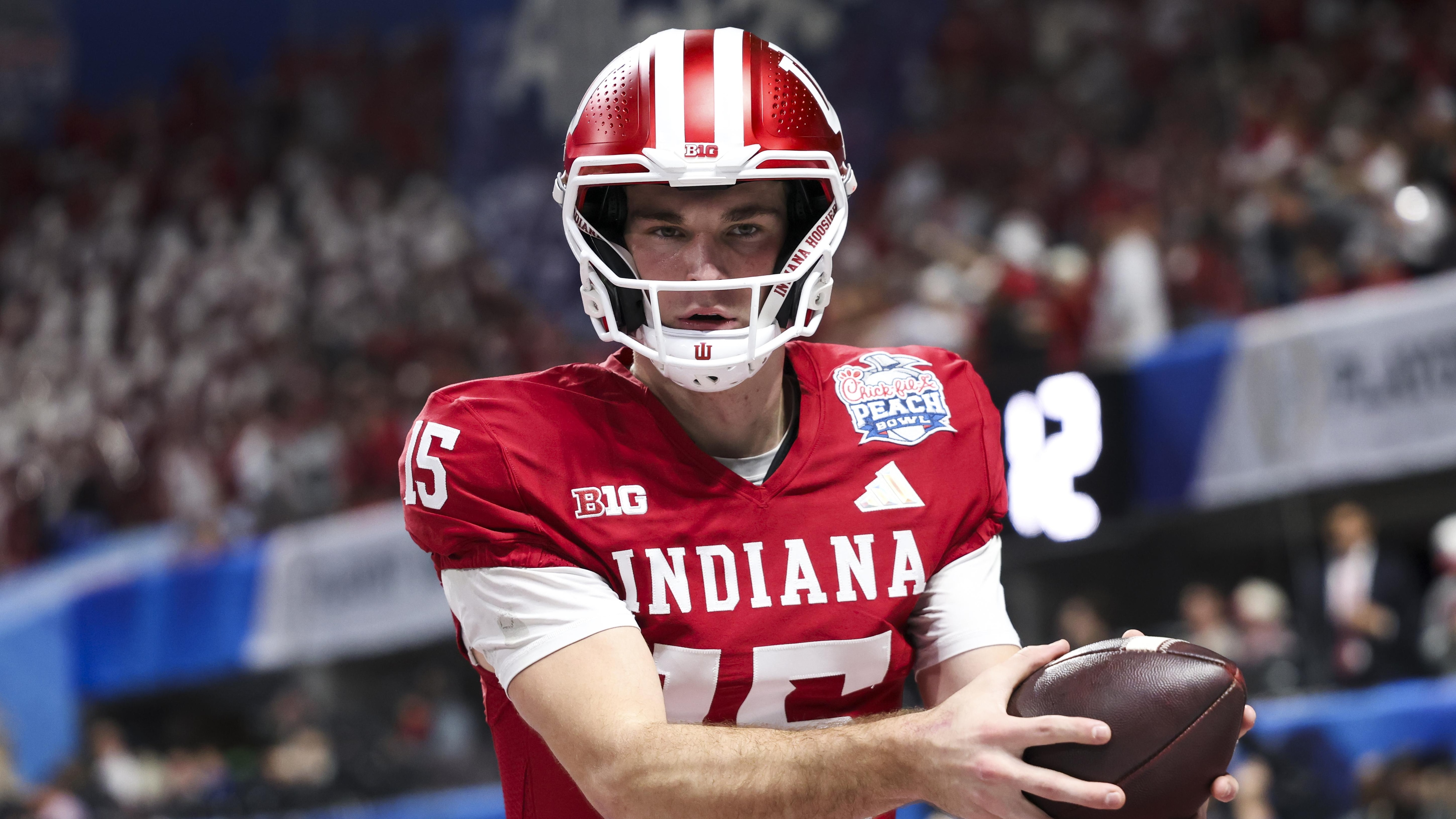 College Football Playoff Semifinal - Chick-fil-A Peach Bowl: Oregon v Indiana