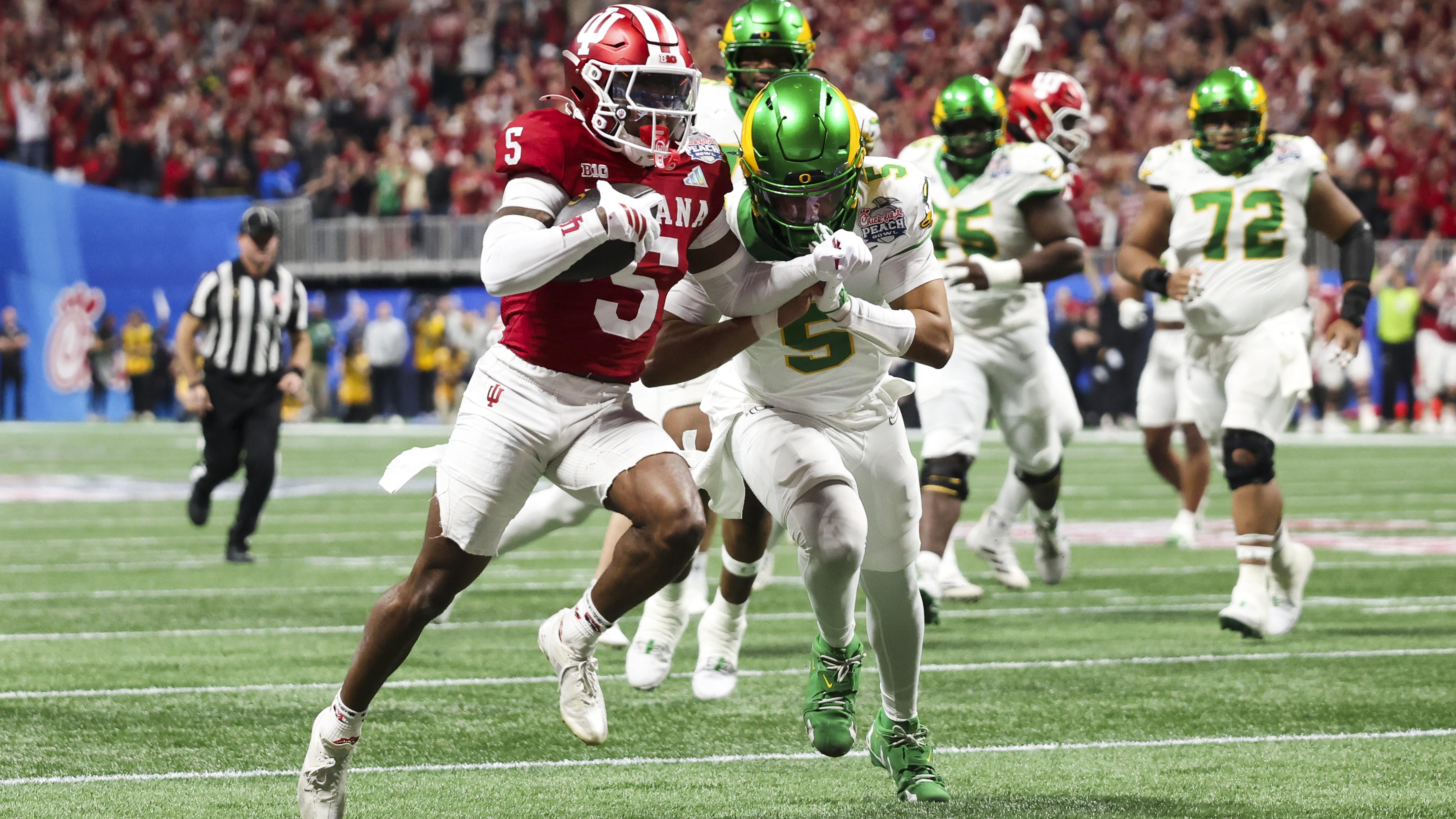 College Football Playoff Semifinal - Chick-fil-A Peach Bowl: Oregon v Indiana