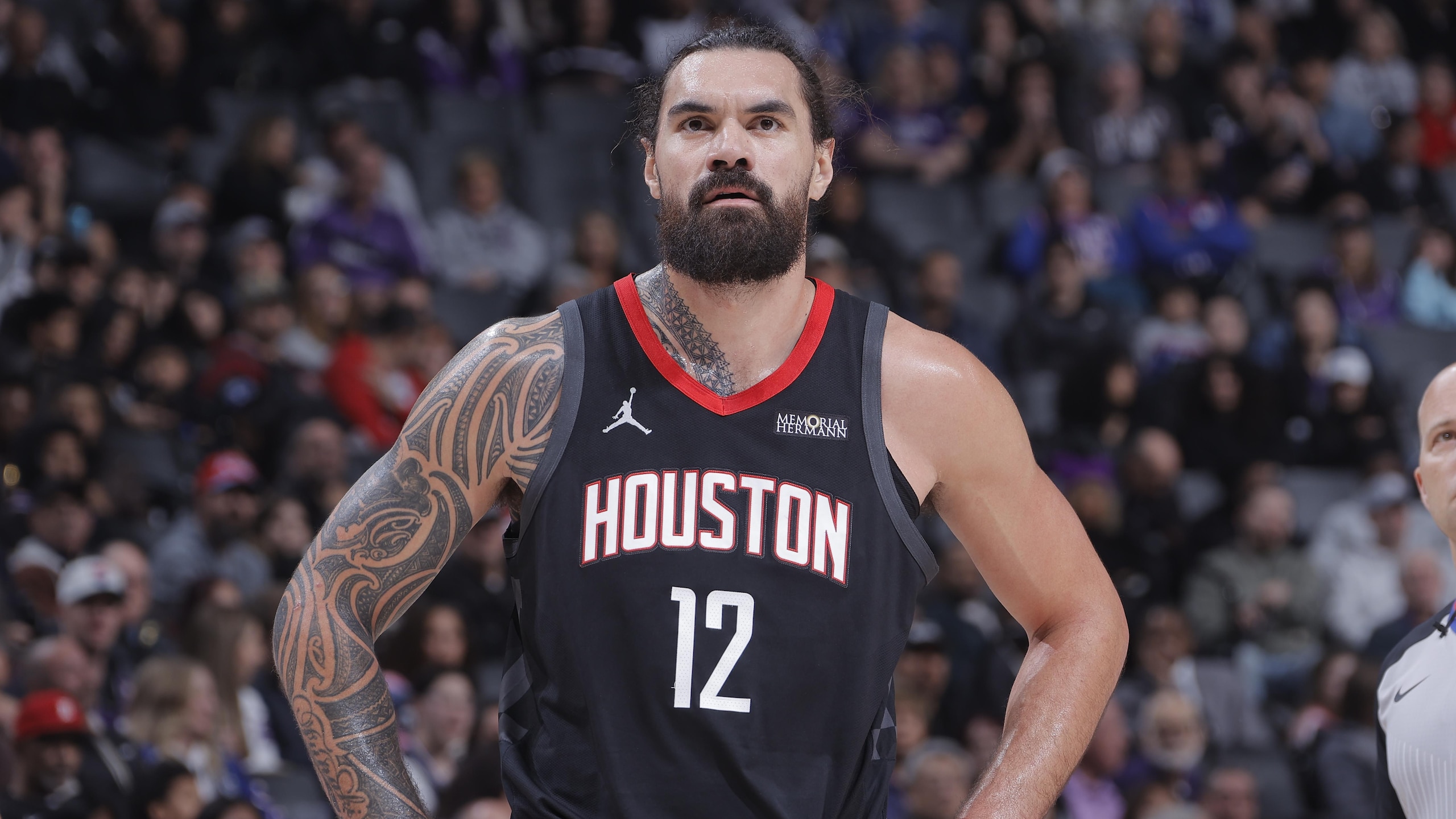 Houston Rockets v Sacramento Kings
