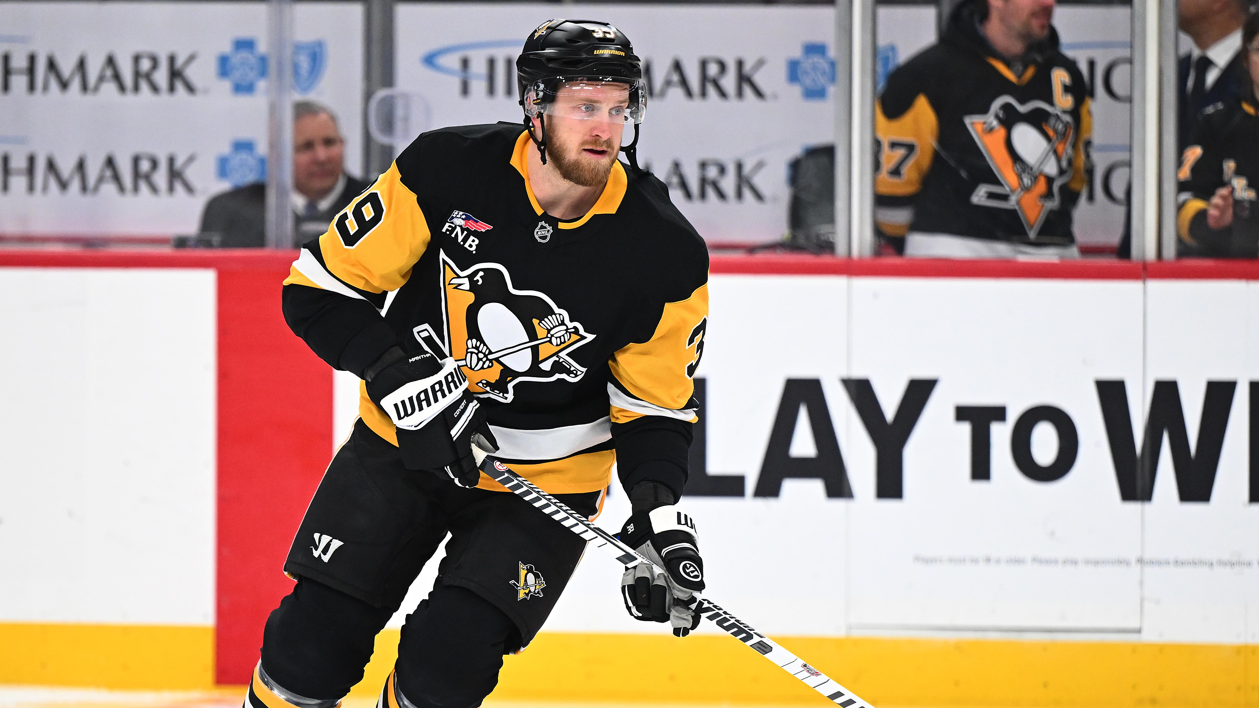 Carolina Hurricanes v Pittsburgh Penguins