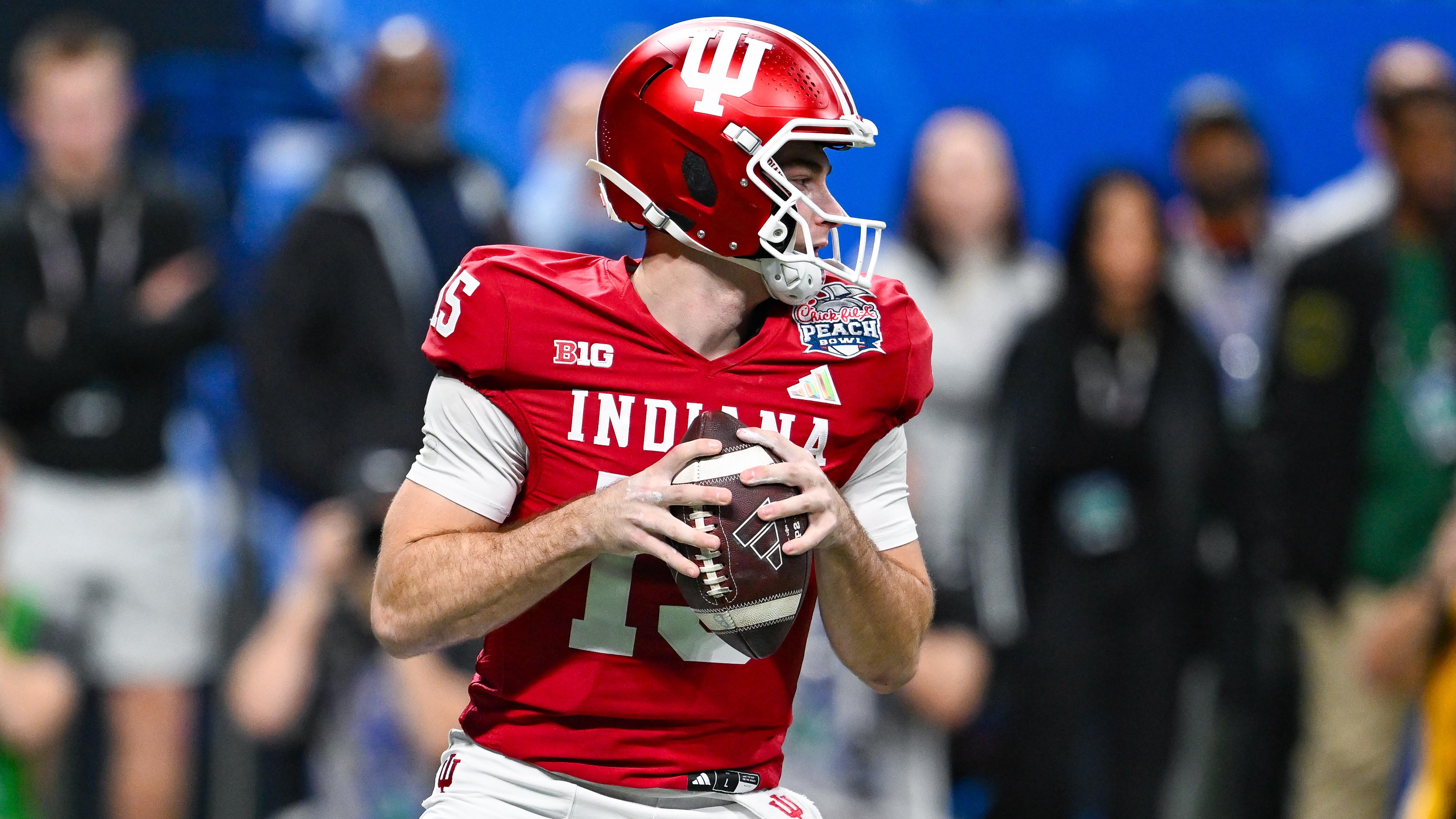 COLLEGE FOOTBALL: JAN 09 College Football Playoff Semifinal at the Chick-fil-A Peach Bowl Indiana vs Oregon
