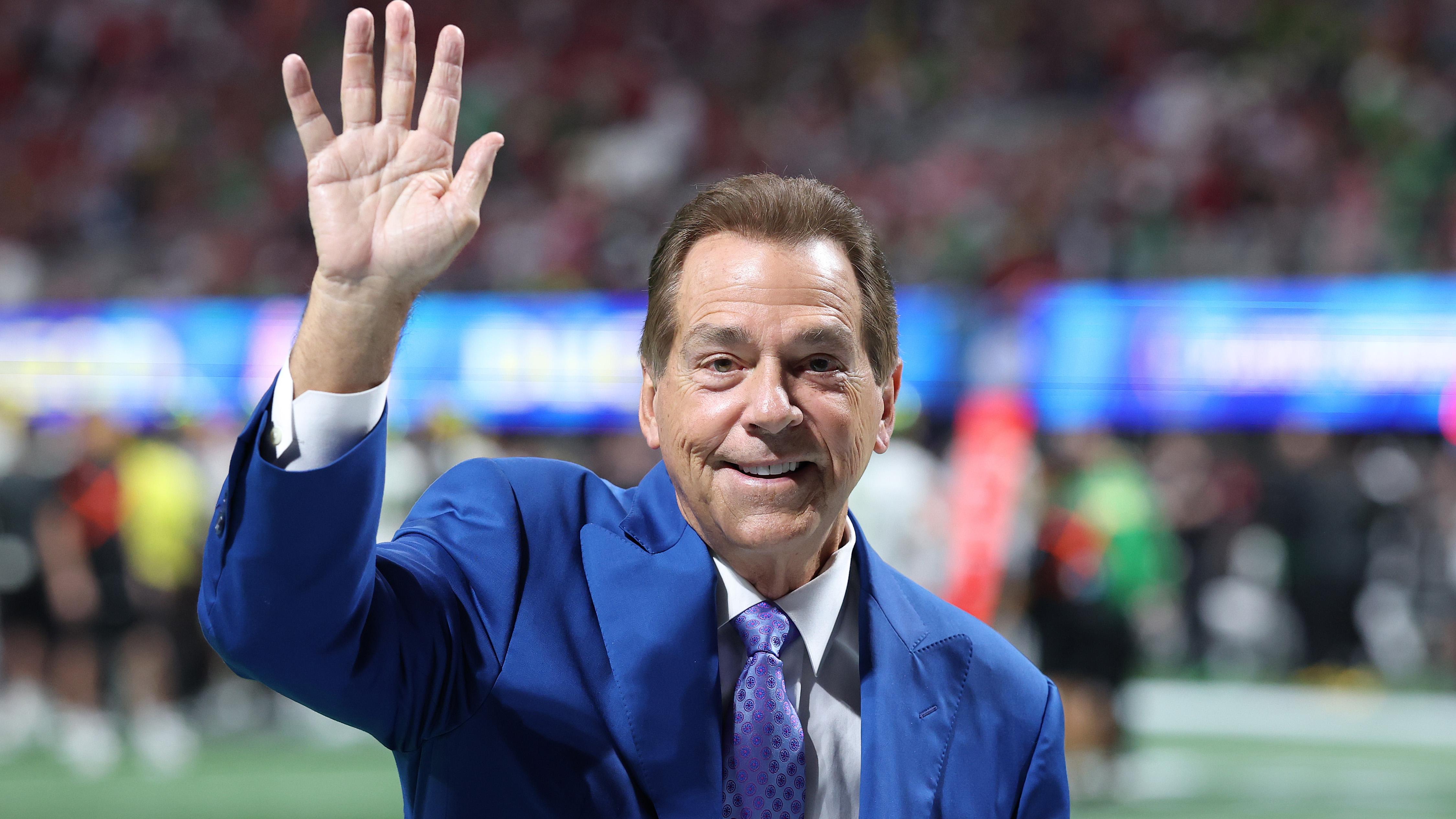 College Football Playoff Semifinal - Chick-fil-A Peach Bowl: Oregon v Indiana