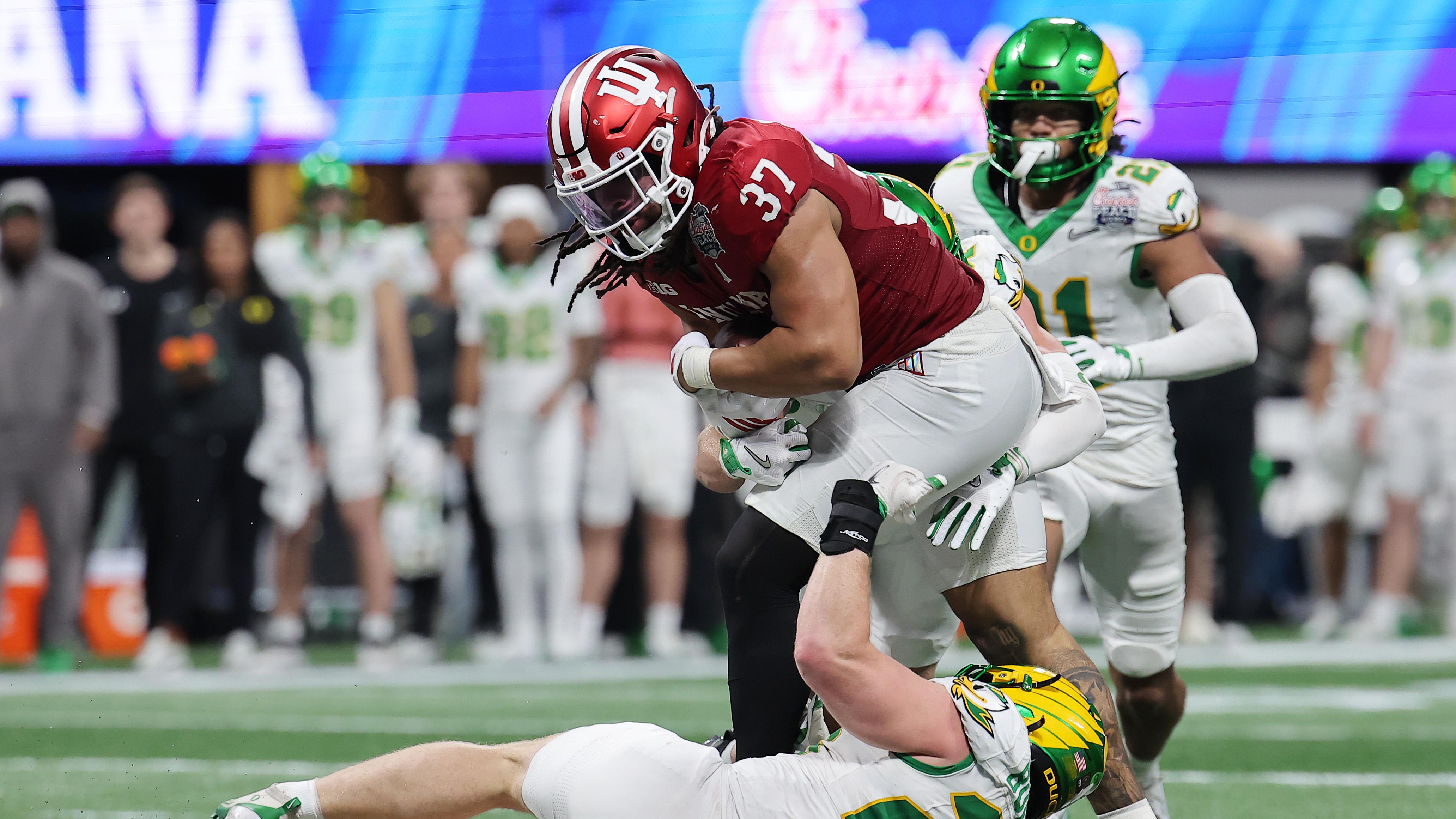College Football Playoff Semifinal - Chick-fil-A Peach Bowl: Oregon v Indiana