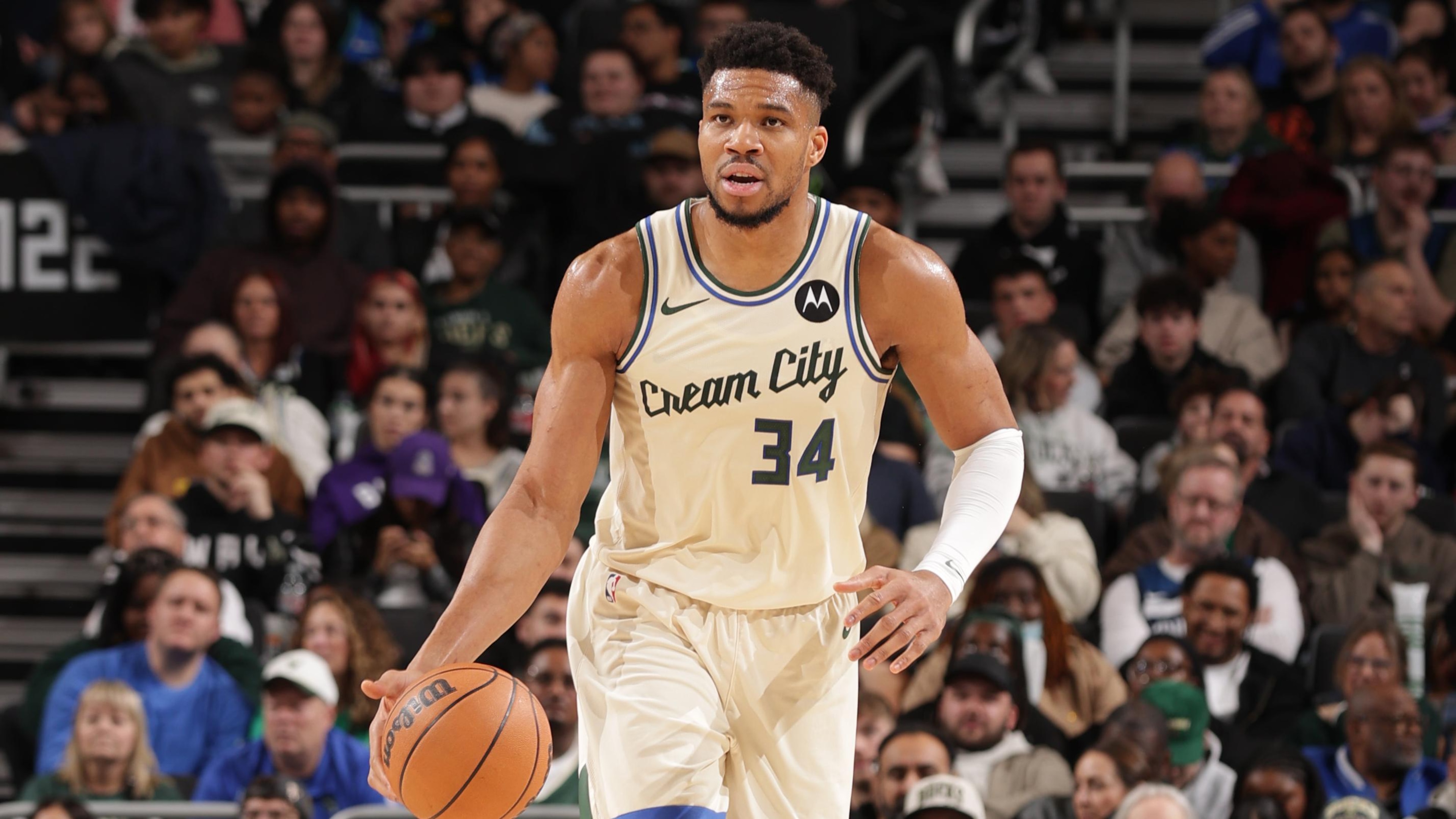 Minnesota TImberwolves v Milwaukee Bucks