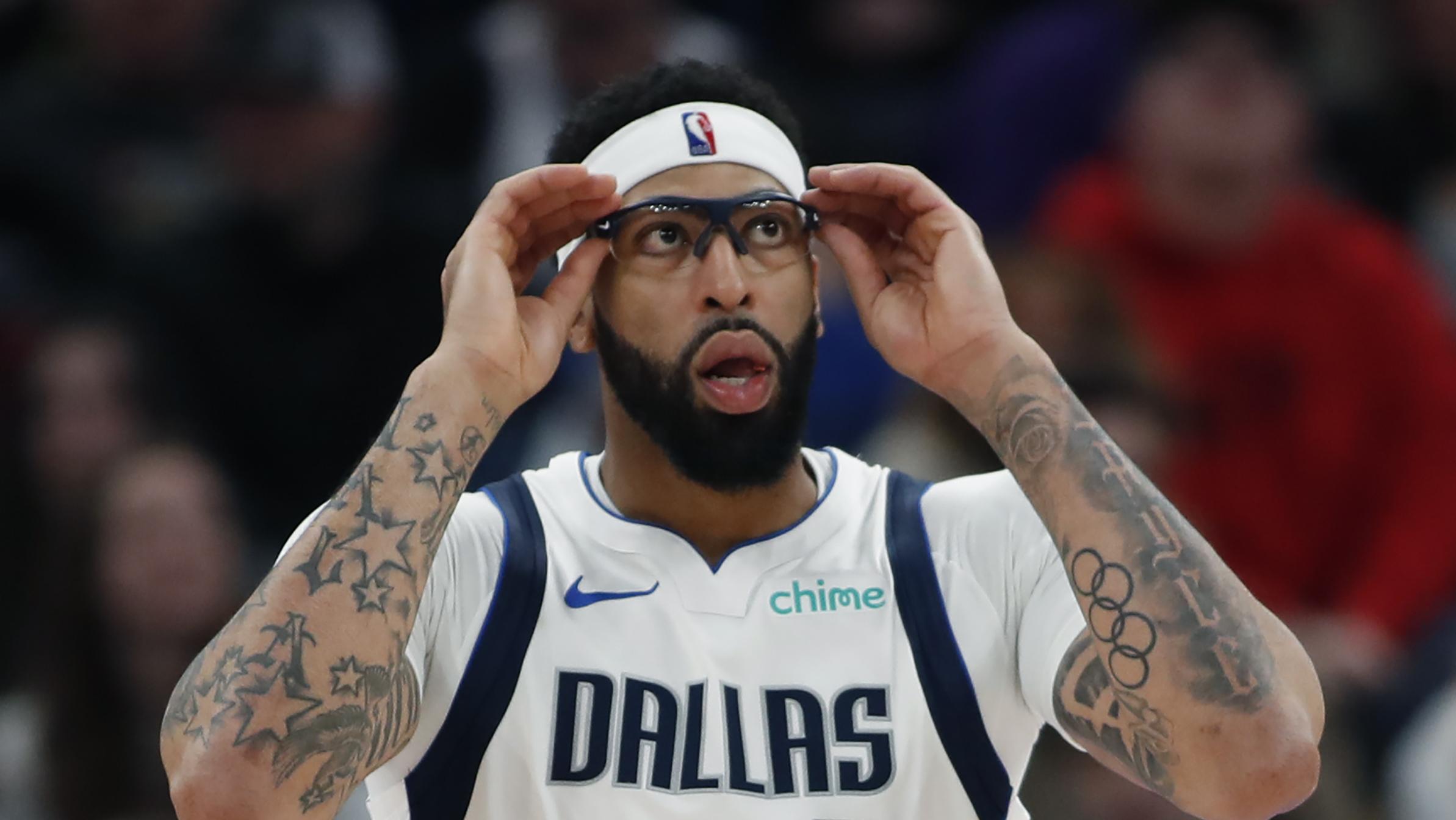 Dallas Mavericks v Utah Jazz