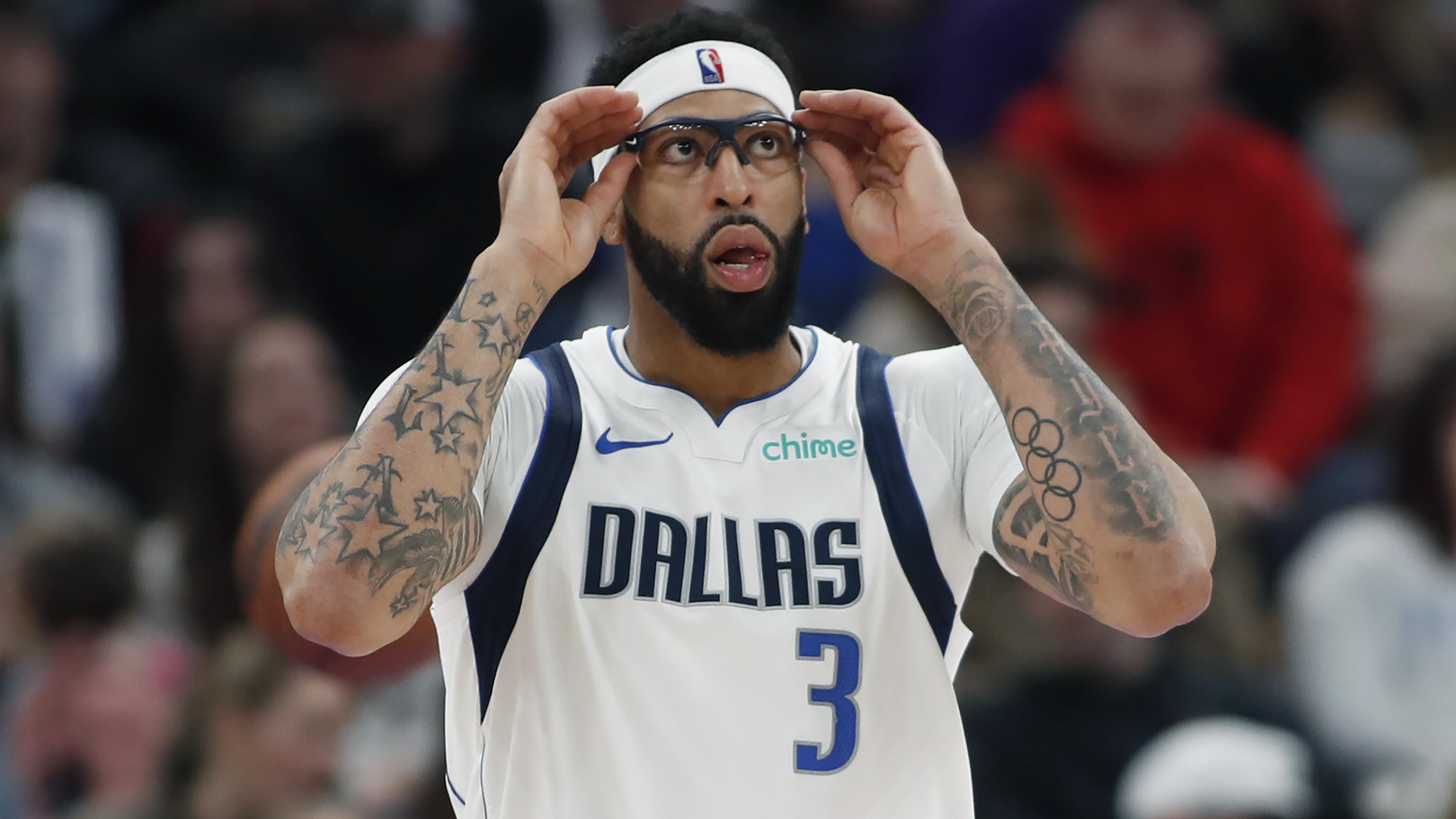 Dallas Mavericks v Utah Jazz