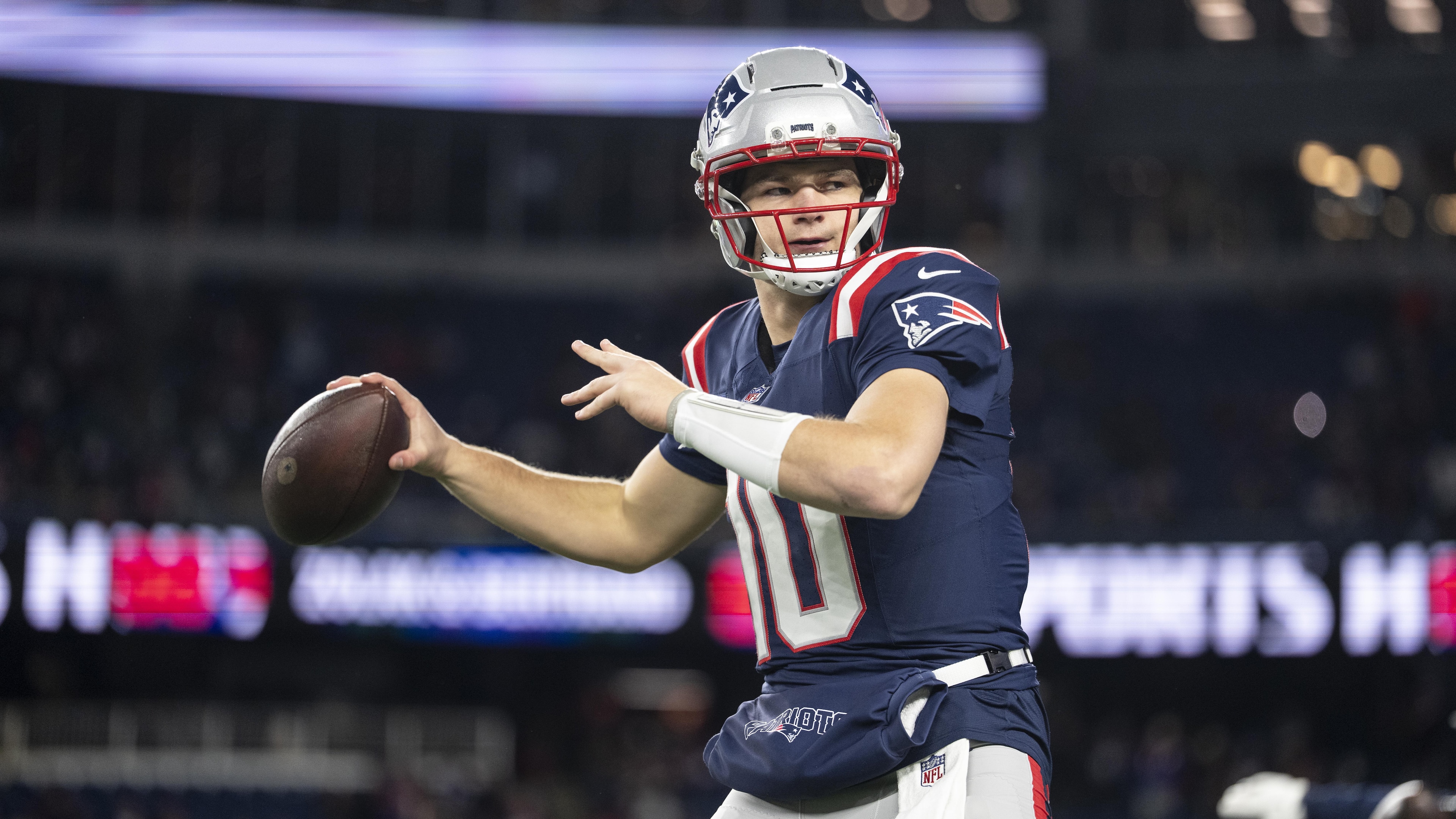 AFC Wild Card Playoffs: Los Angeles Chargers v New England Patriots - NFL 2025 AFC Wild Card Playoffs: Los Angeles Chargers v New England Patriots - NFL 2025