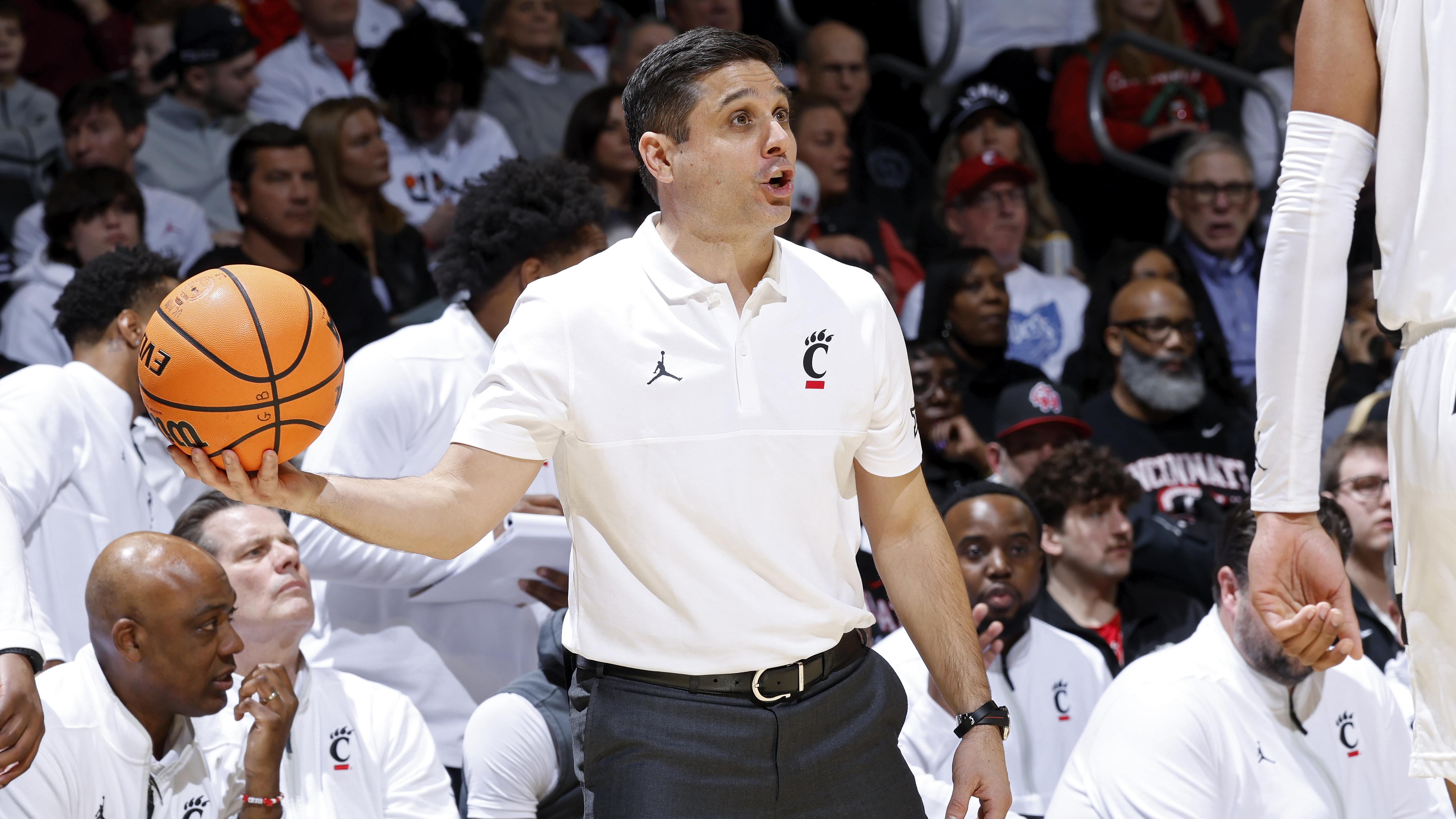 COLLEGE BASKETBALL: JAN 17 Iowa State at Cincinnati