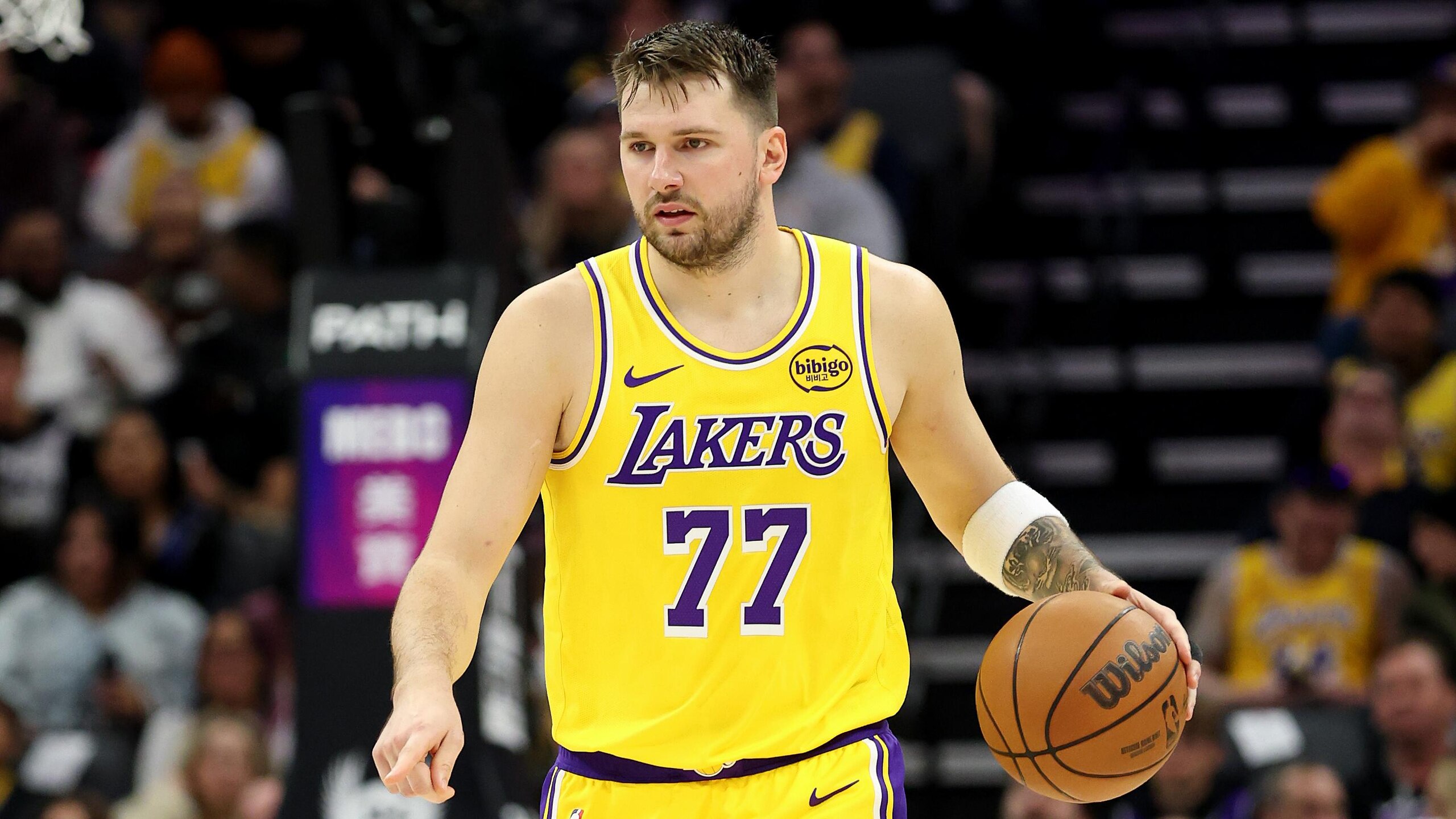 Los Angeles Lakers v Sacramento Kings