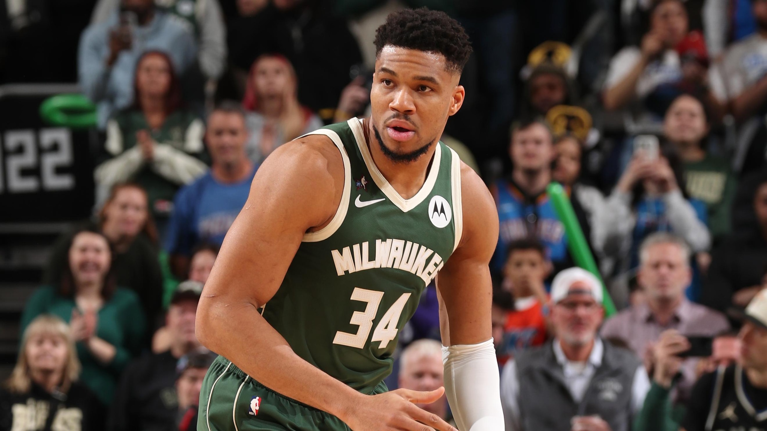 Oklahoma City Thunder v Milwaukee Bucks