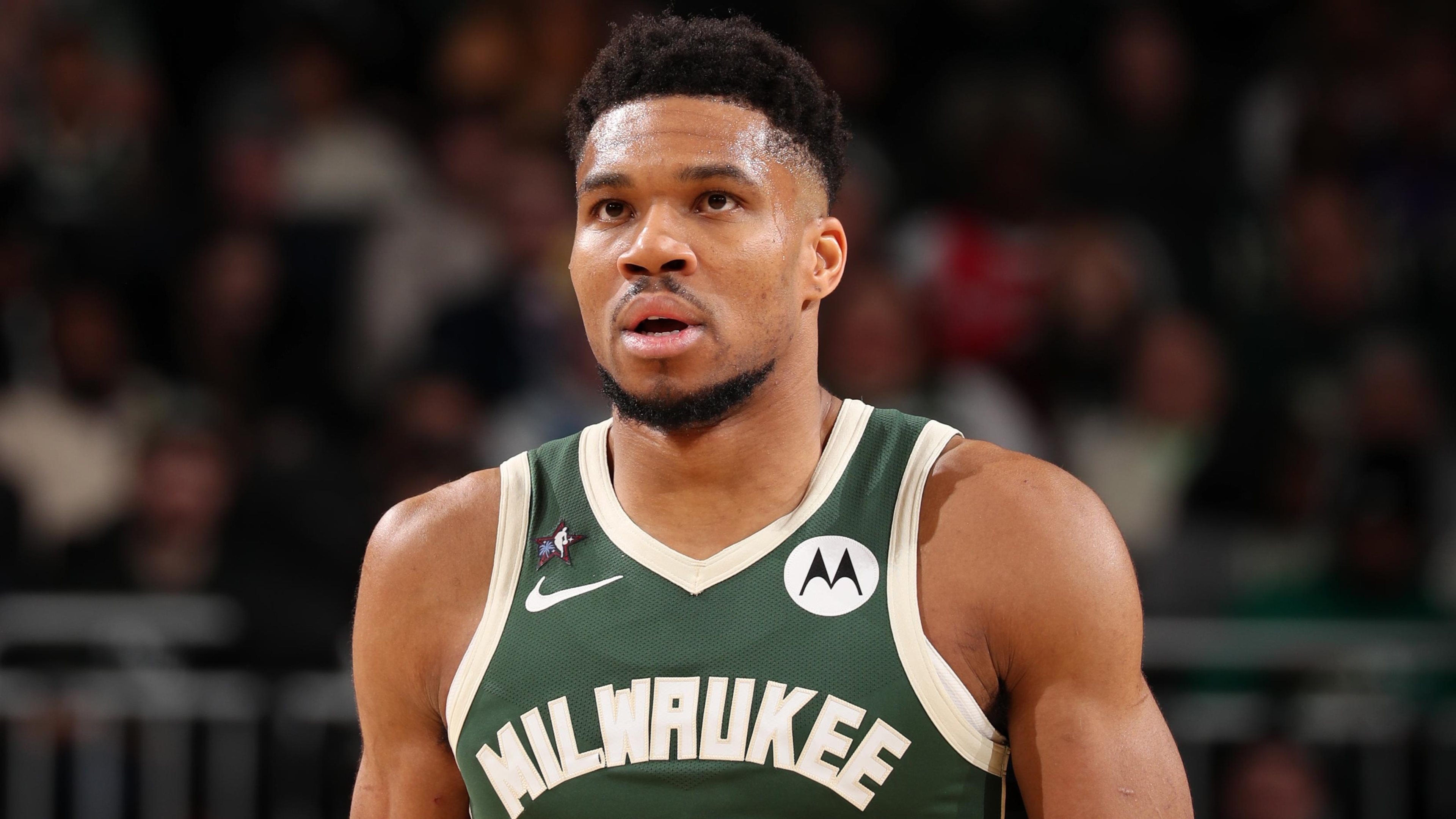 Oklahoma City Thunder v Milwaukee Bucks Oklahoma City Thunder v Milwaukee Bucks