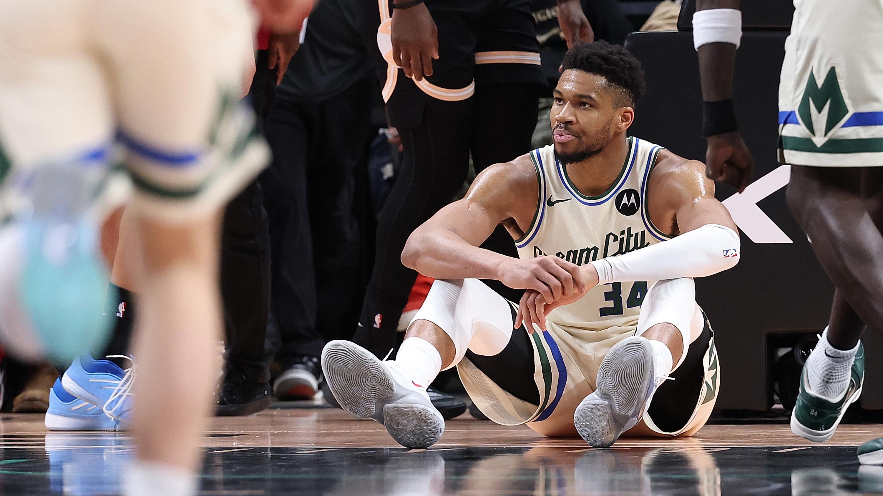 Milwaukee Bucks v Atlanta Hawks