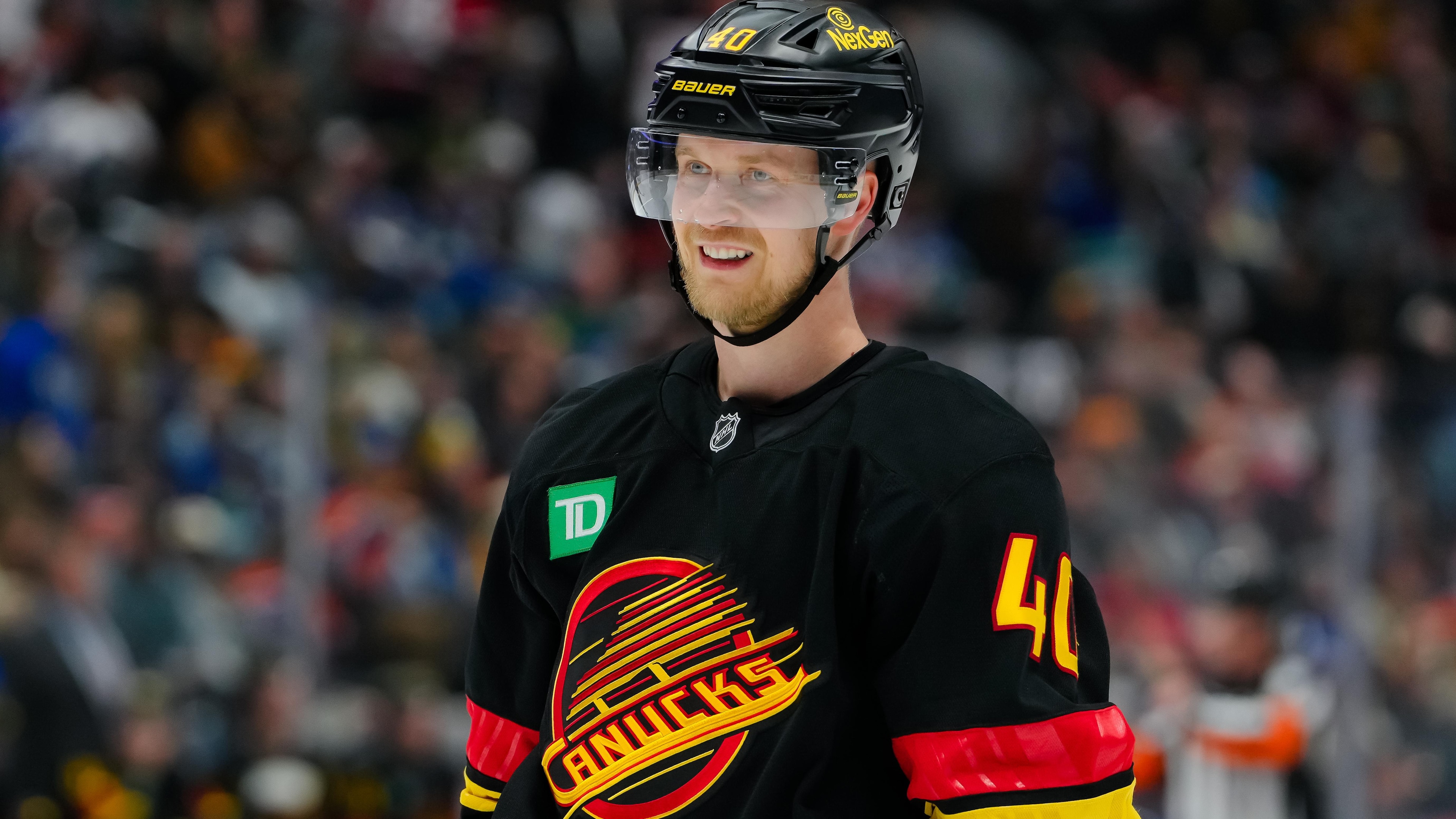 Edmonton Oilers v Vancouver Canucks