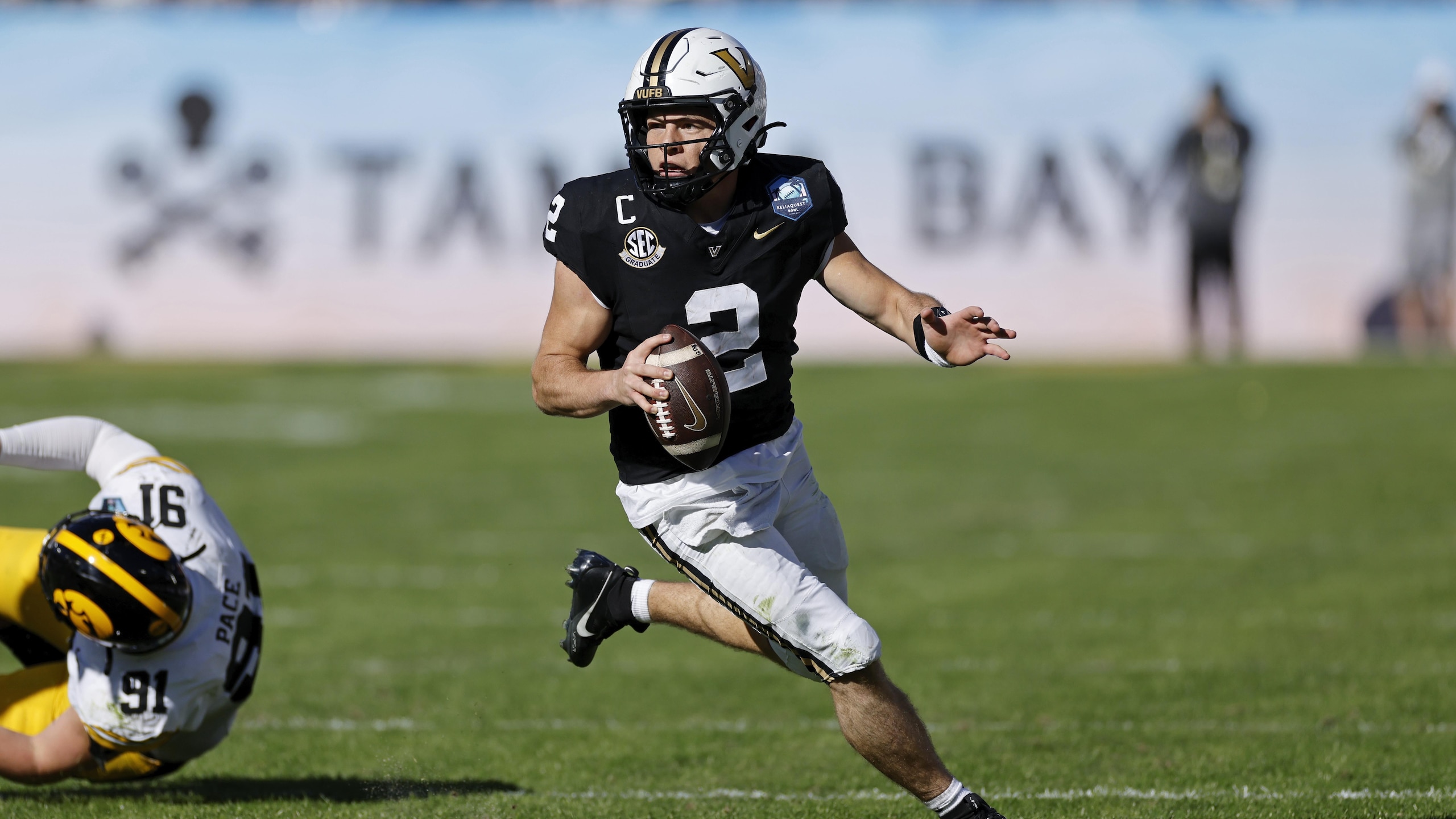 COLLEGE FOOTBALL: DEC 31 ReliaQuest Bowl Iowa vs Vanderbilt COLLEGE FOOTBALL: DEC 31 ReliaQuest Bowl Iowa vs Vanderbilt