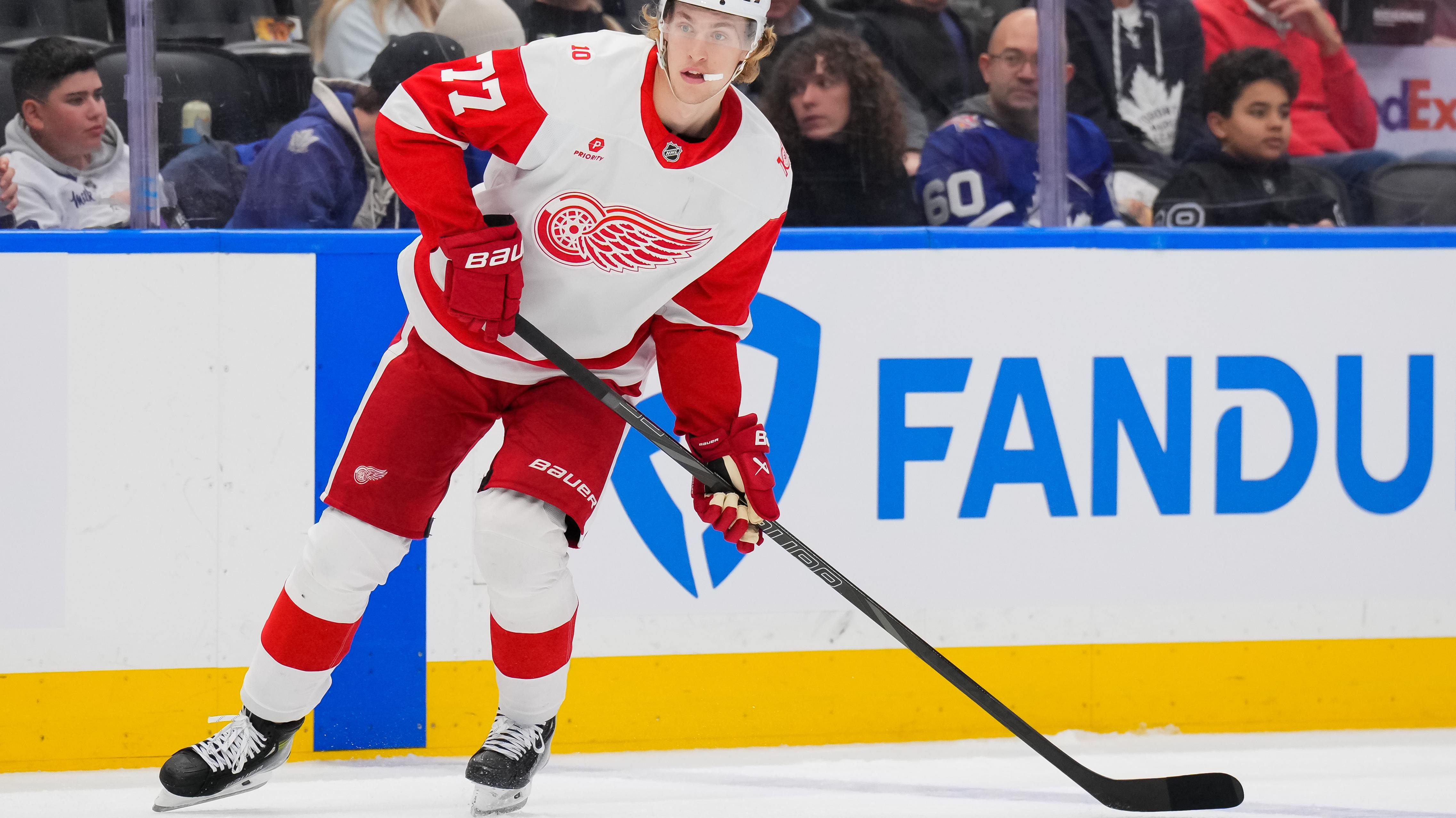 Detroit Red Wings v Toronto Maple Leafs