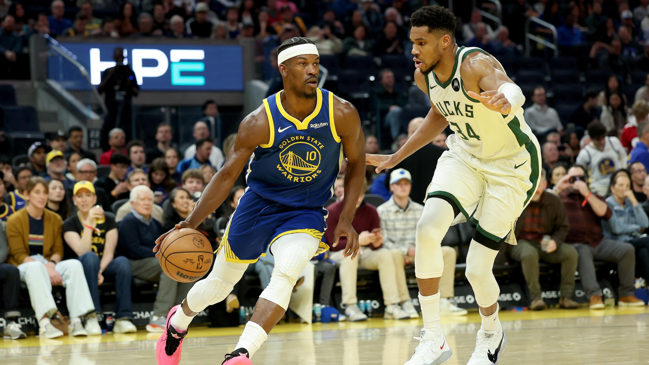Milwaukee Bucks v Golden State Warriors