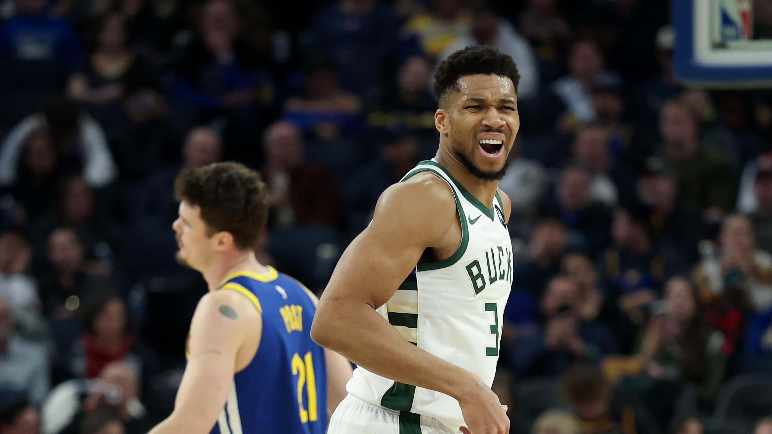 Milwaukee Bucks v Golden State Warriors