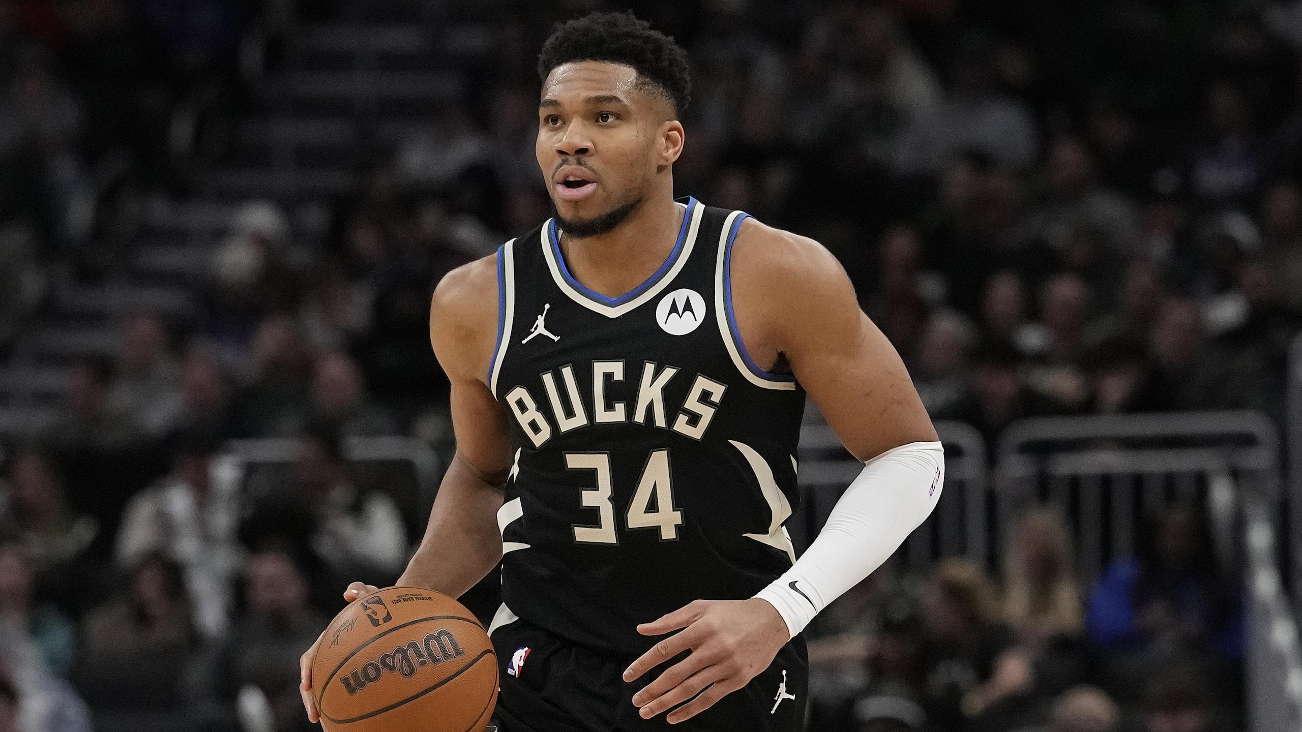 Denver Nuggets v Milwaukee Bucks